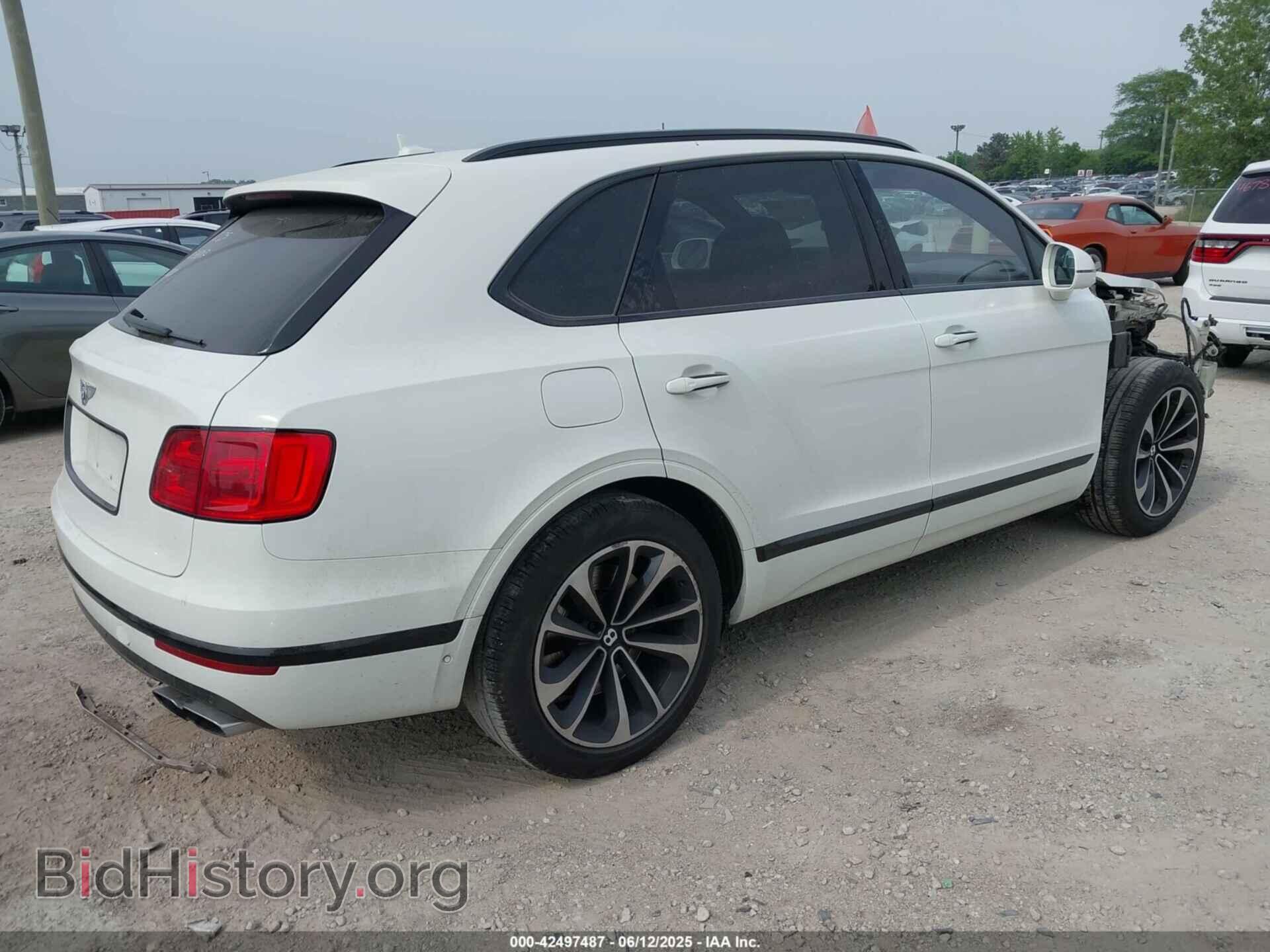 2019 BENTLEY BENTAYGA - VIN: SJAAM2ZV2KC024581 - Фото 4