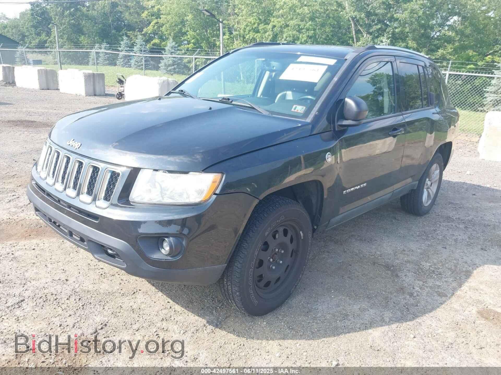 2011 JEEP COMPASS - VIN: 1J4NF5FBXBD225672 - Фото 2