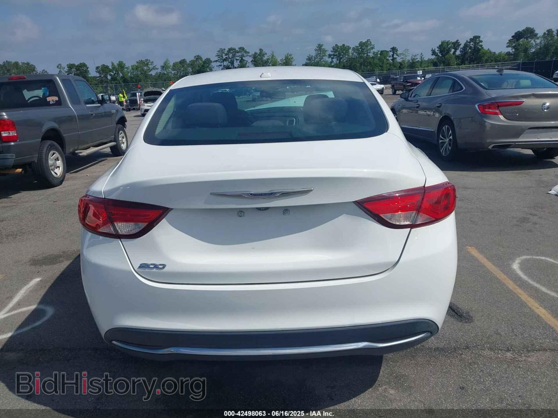 2015 CHRYSLER 200 - VIN: 1C3CCCAB0FN559909 - Фото 17