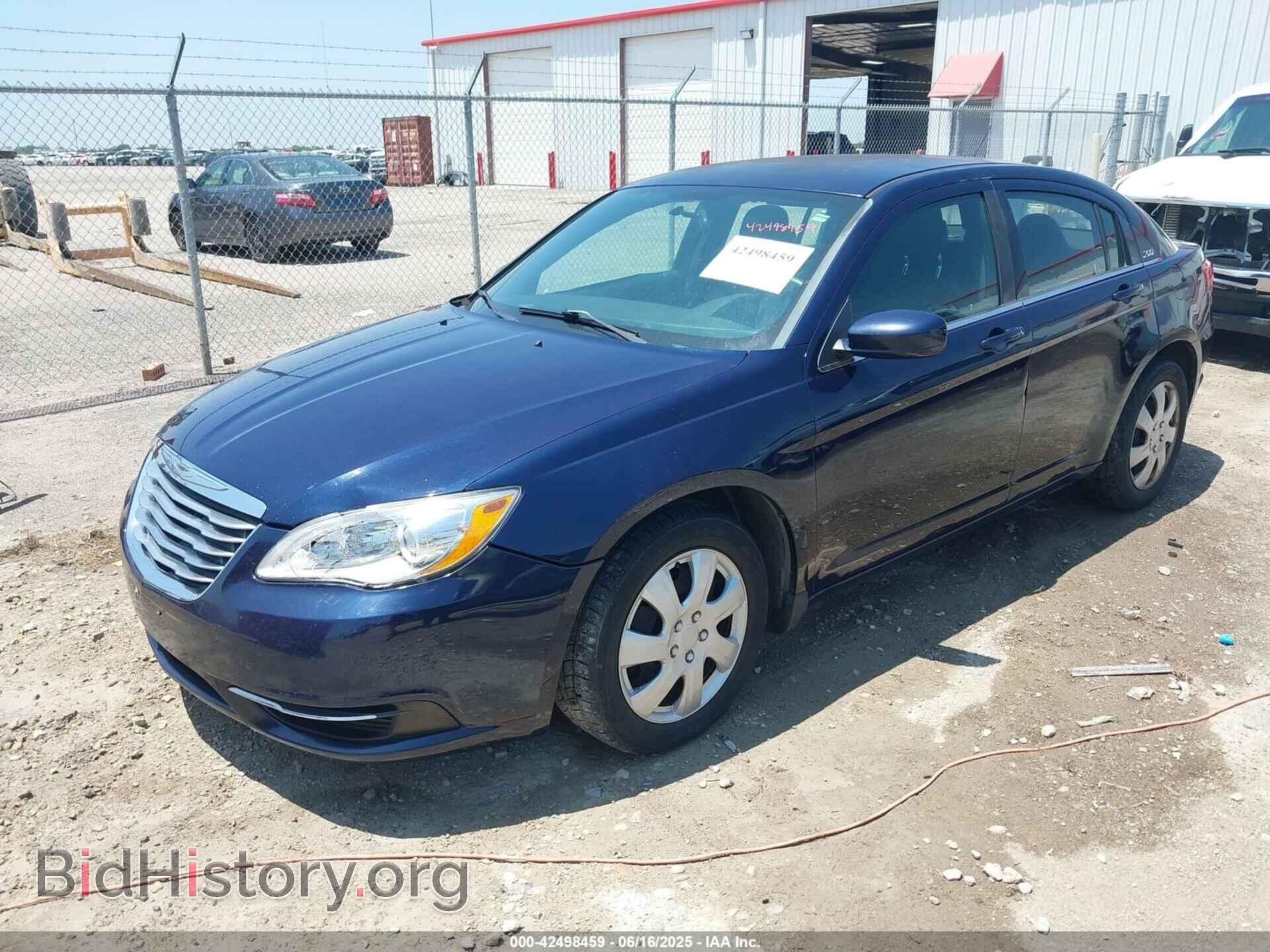 2014 CHRYSLER 200 - VIN: 1C3CCBAB9EN124010 - Фото 2
