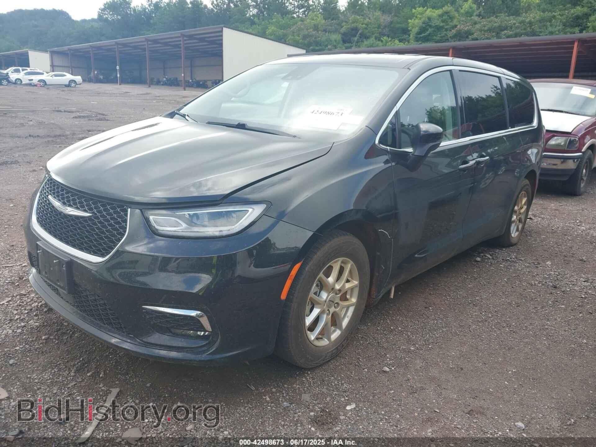 2023 CHRYSLER PACIFICA - VIN: 2C4RC1BG5PR560126 - Фото 2