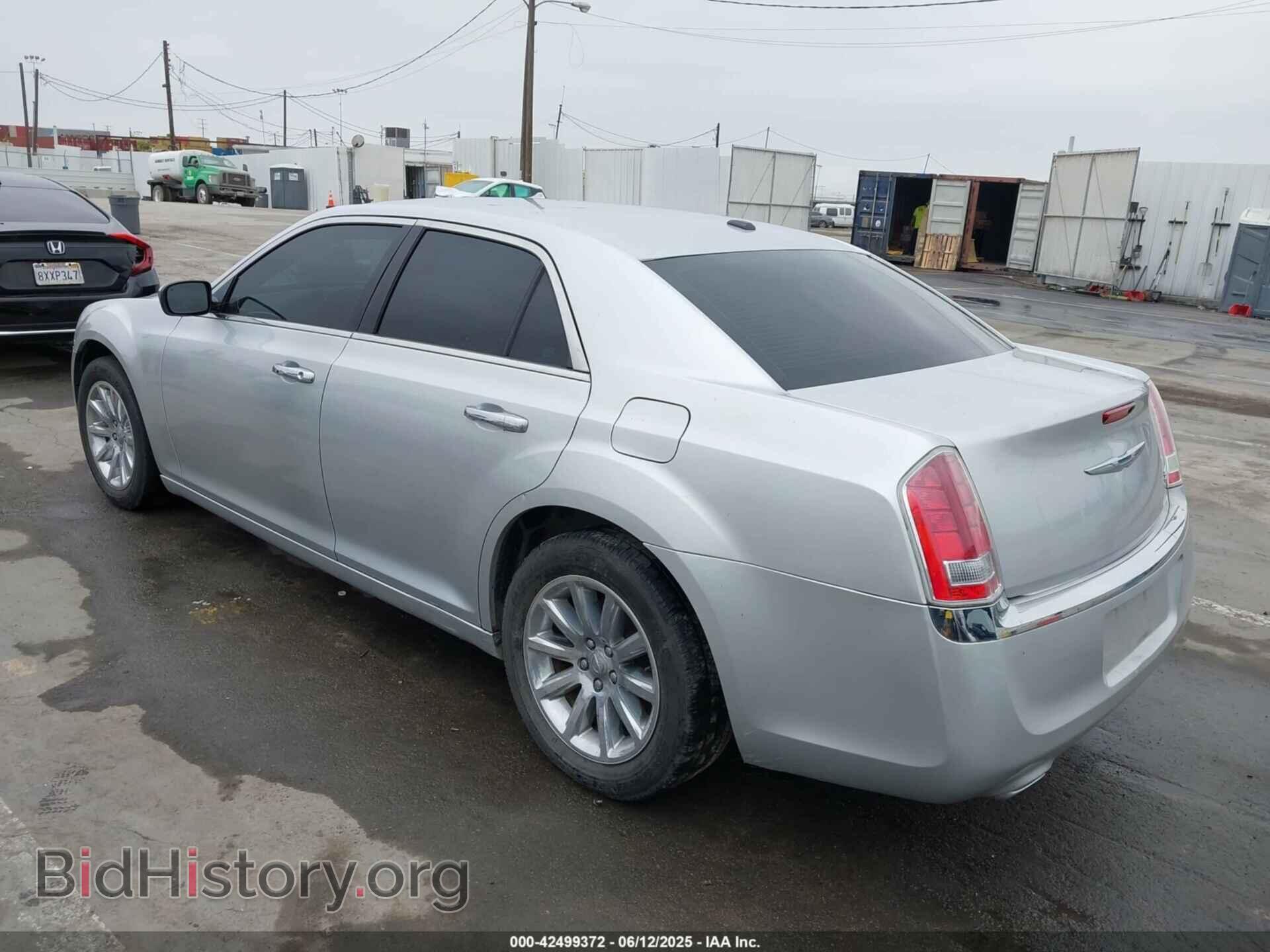 2012 CHRYSLER 300 - VIN: 2C3CCACG6CH309558 - Фото 3
