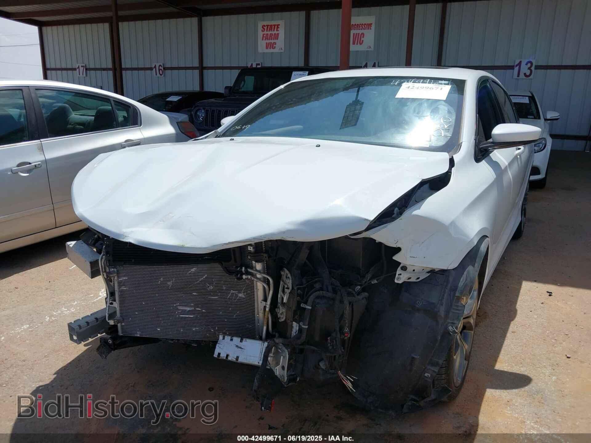 2016 CHRYSLER 200 - VIN: 1C3CCCBB3GN160783 - Фото 6