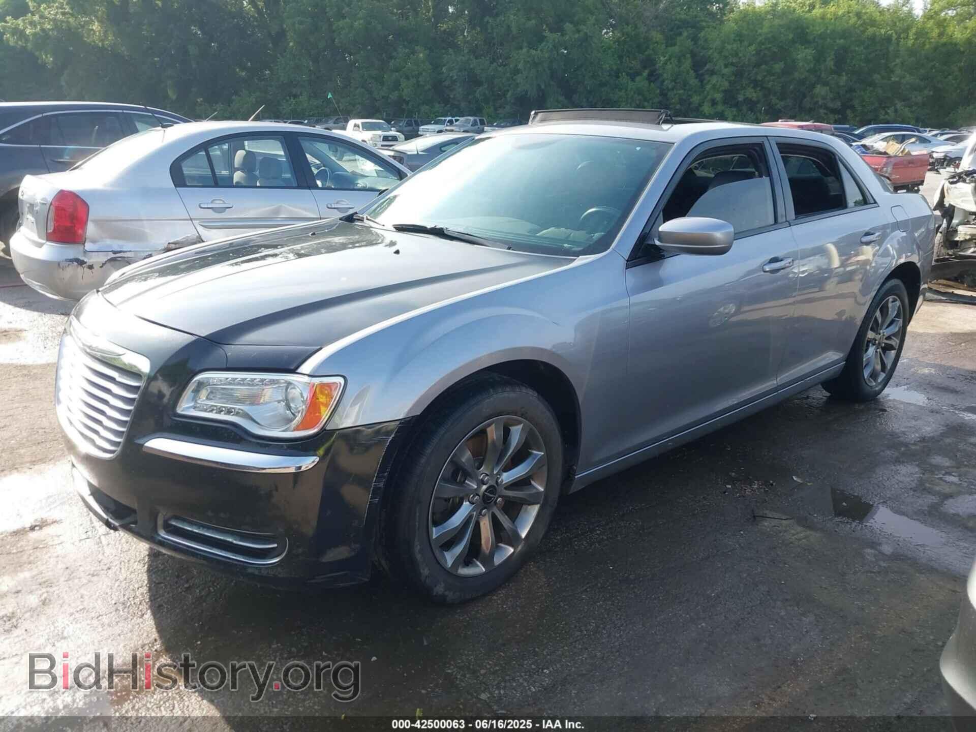 2014 CHRYSLER 300 - VIN: 2C3CCAGG5EH384734 - Фото 2