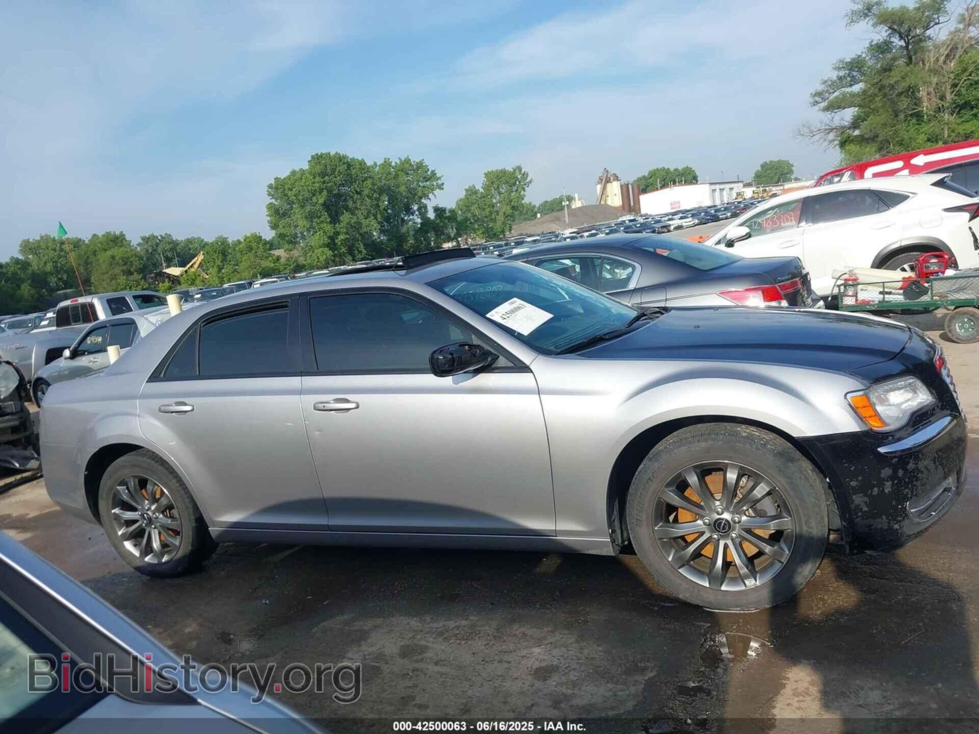 2014 CHRYSLER 300 - VIN: 2C3CCAGG5EH384734 - Фото 13