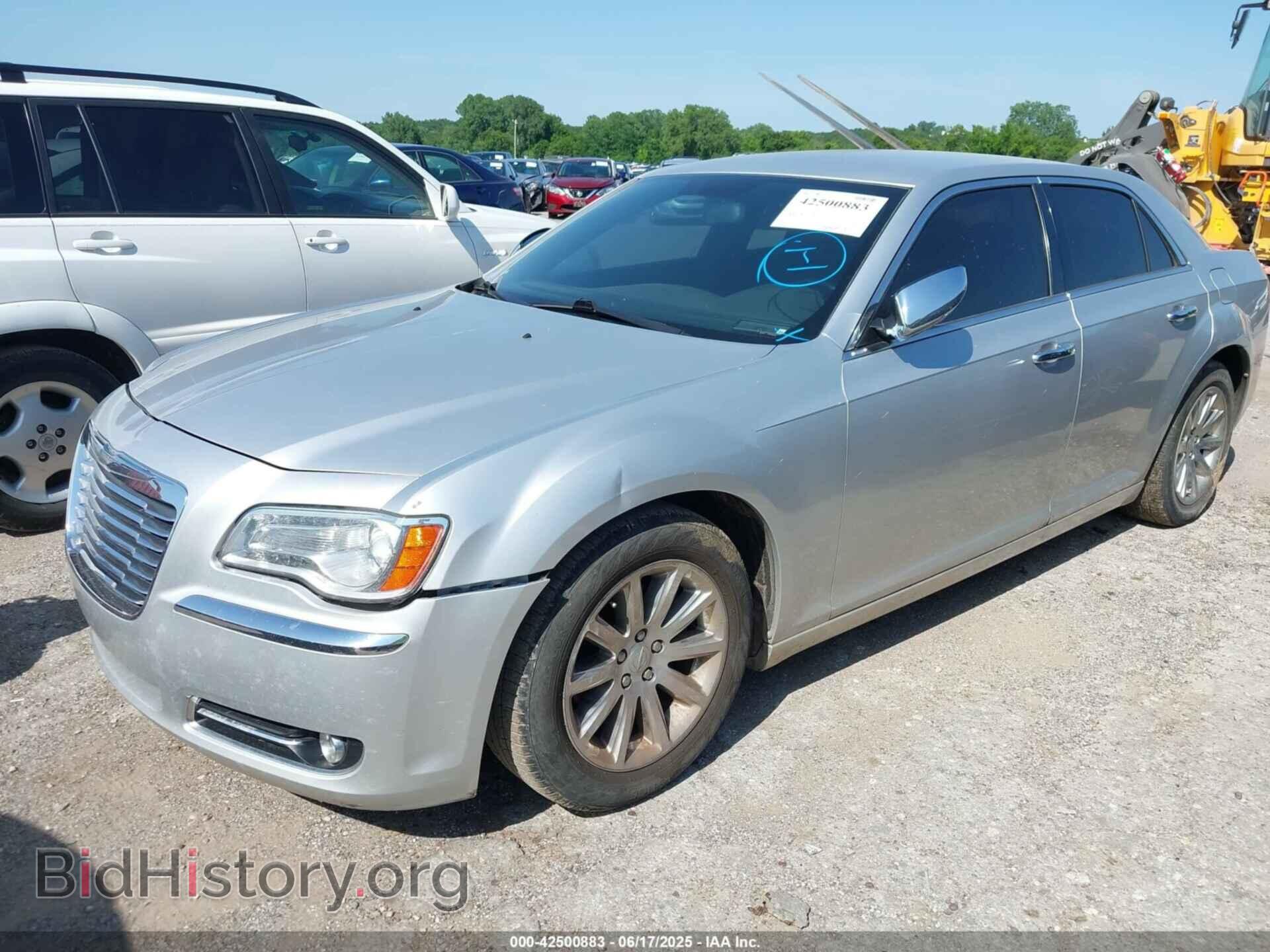 2012 CHRYSLER 300 - VIN: 2C3CCACG7CH283374 - Фото 2