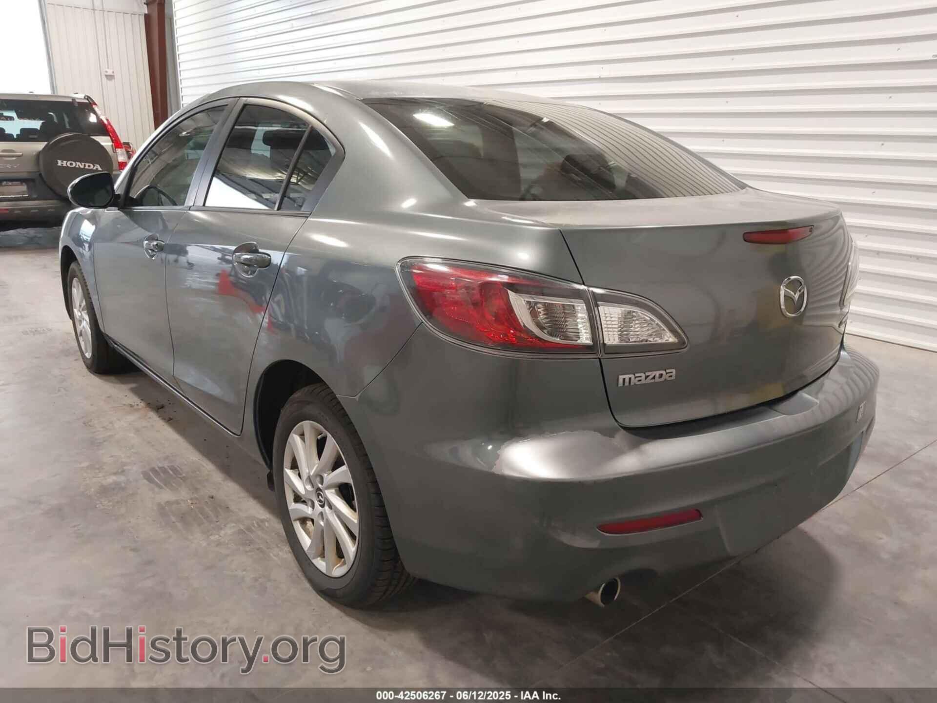 2013 MAZDA MAZDA3 - VIN: JM1BL1V79D1805863 - Фото 3