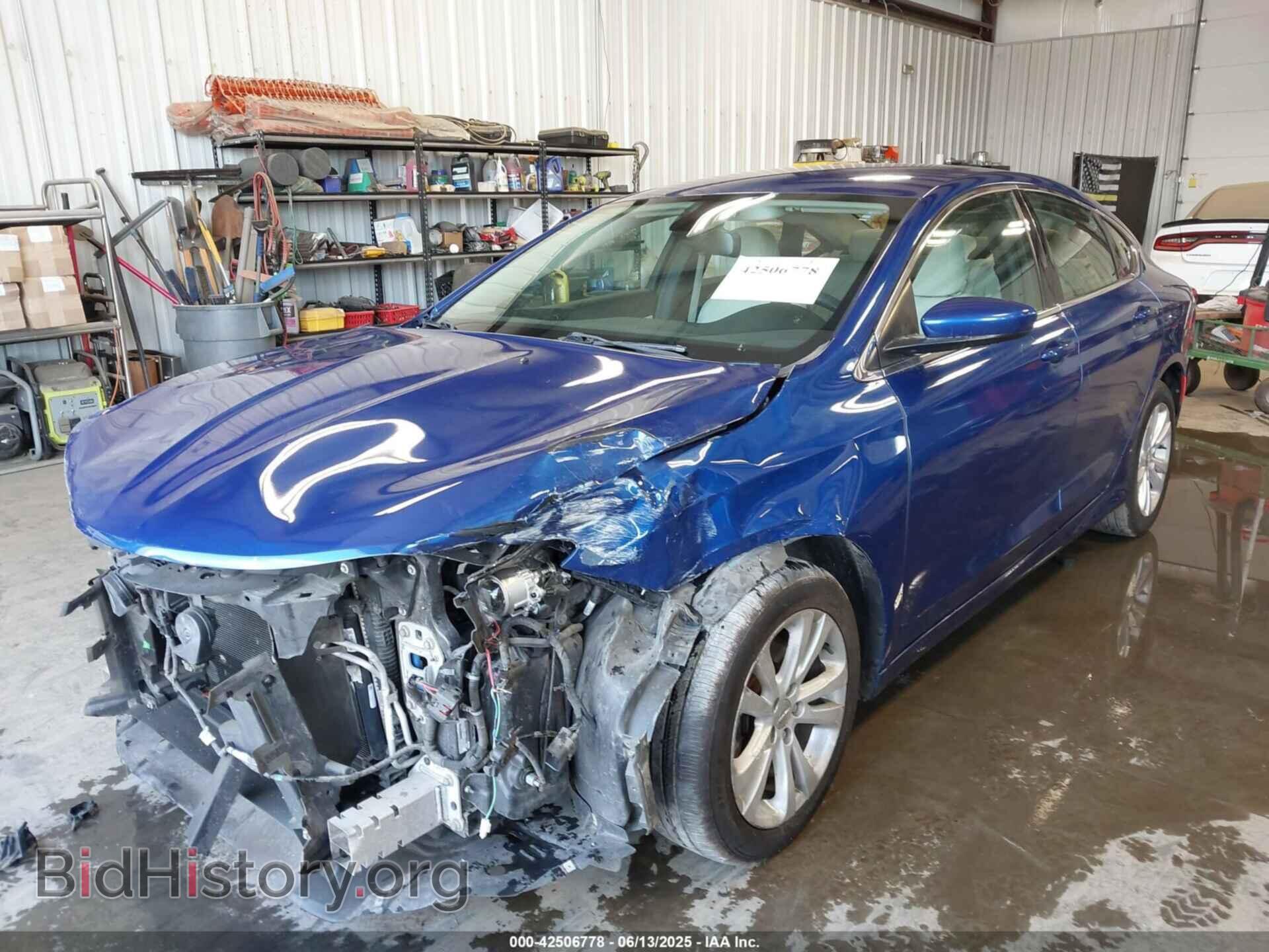 2015 CHRYSLER 200 - VIN: 1C3CCCAB7FN679755 - Фото 2