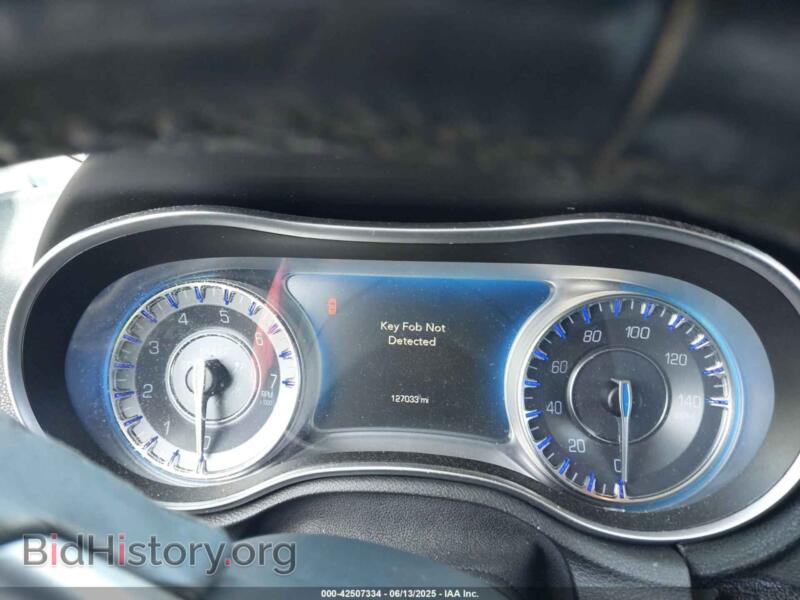 2016 Chrysler 300C (VIN 2C3CCAEG6GH128334) — фото 7 из 16