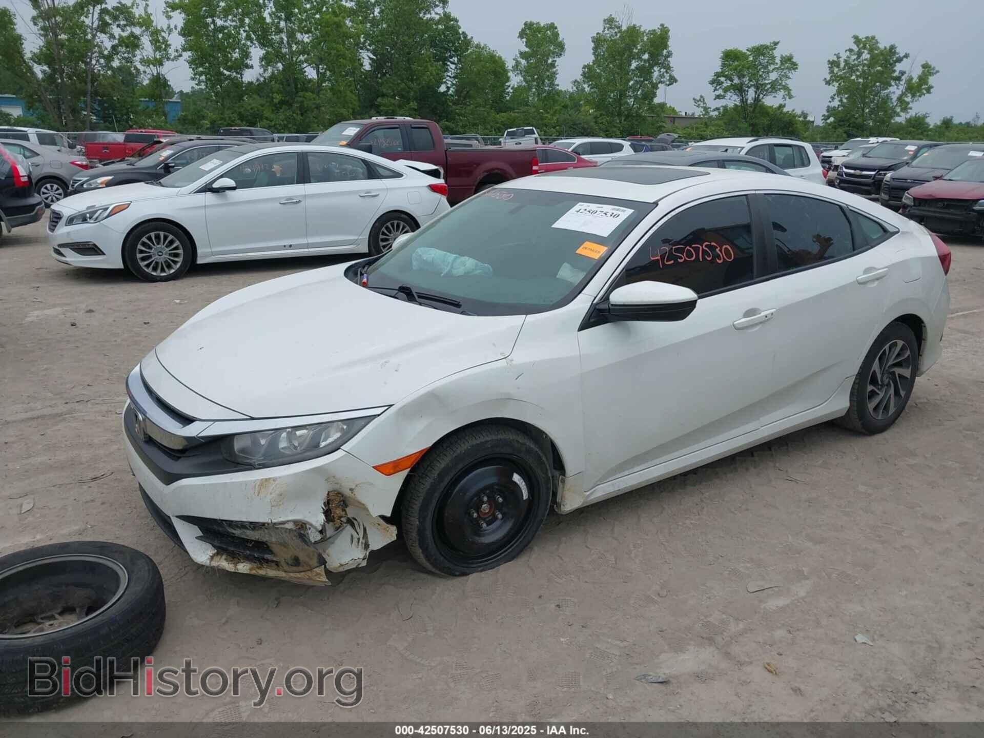 2016 HONDA CIVIC - VIN: 19XFC2F73GE084852 - Фото 2