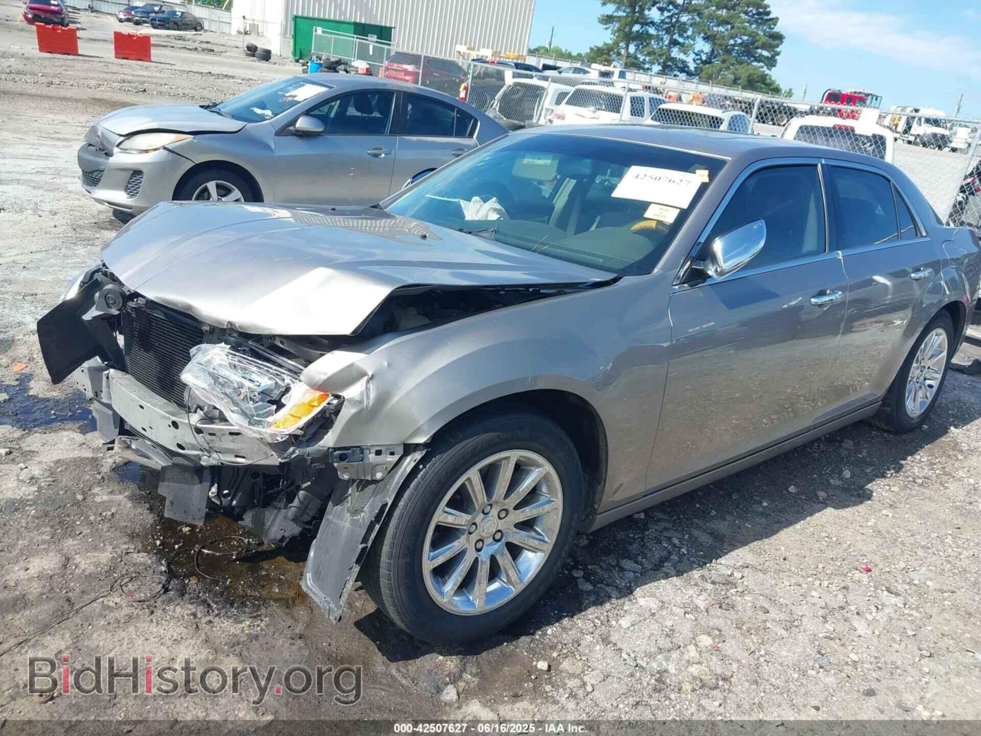 2014 CHRYSLER 300C - VIN: 2C3CCAEG3EH212883 - Фото 2