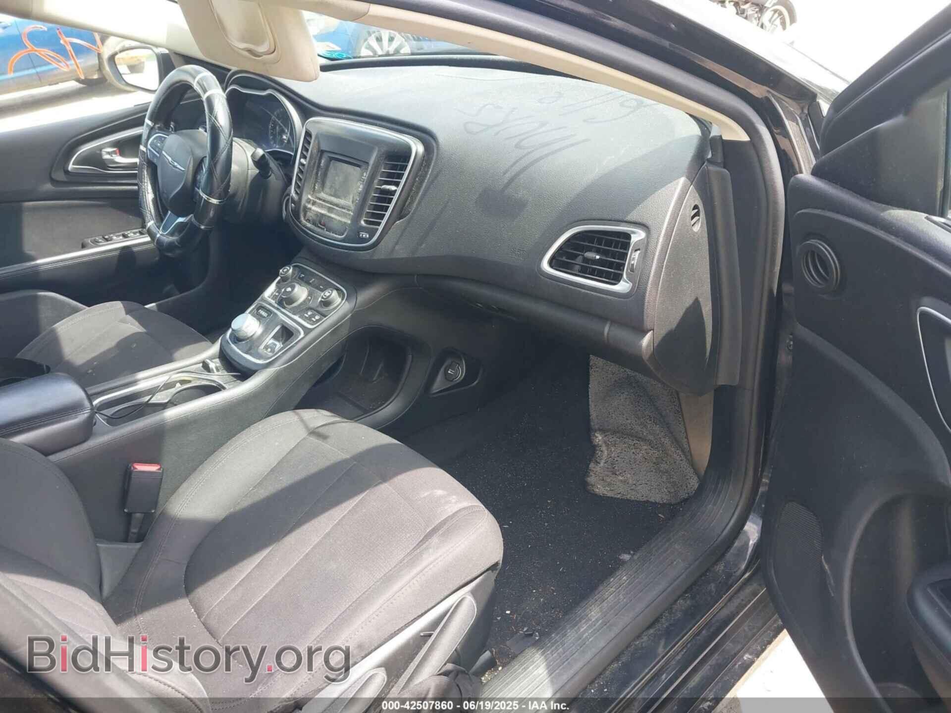 2015 CHRYSLER 200 - VIN: 1C3CCCAB1FN611418 - Фото 5