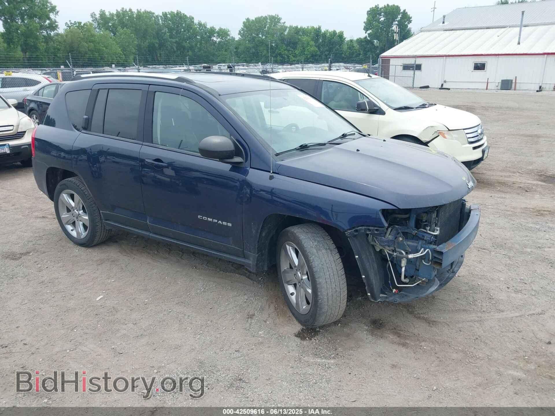 Photo 1C4NJDCB6CD717717 - JEEP COMPASS 2012