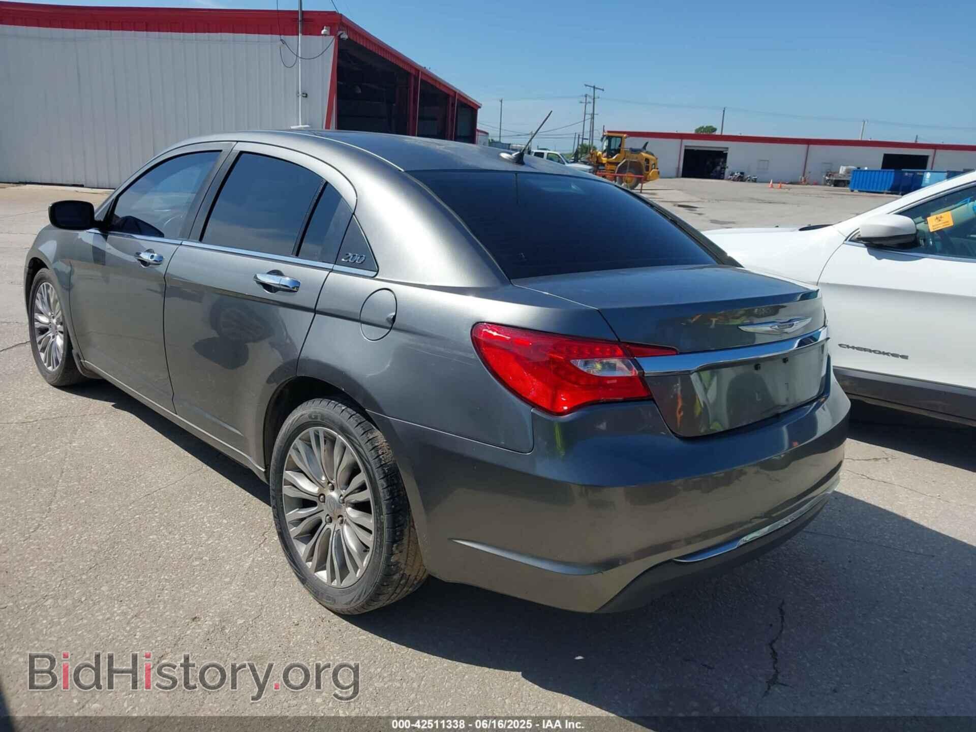 2012 CHRYSLER 200 - VIN: 1C3CCBCB0CN302428 - Фото 3