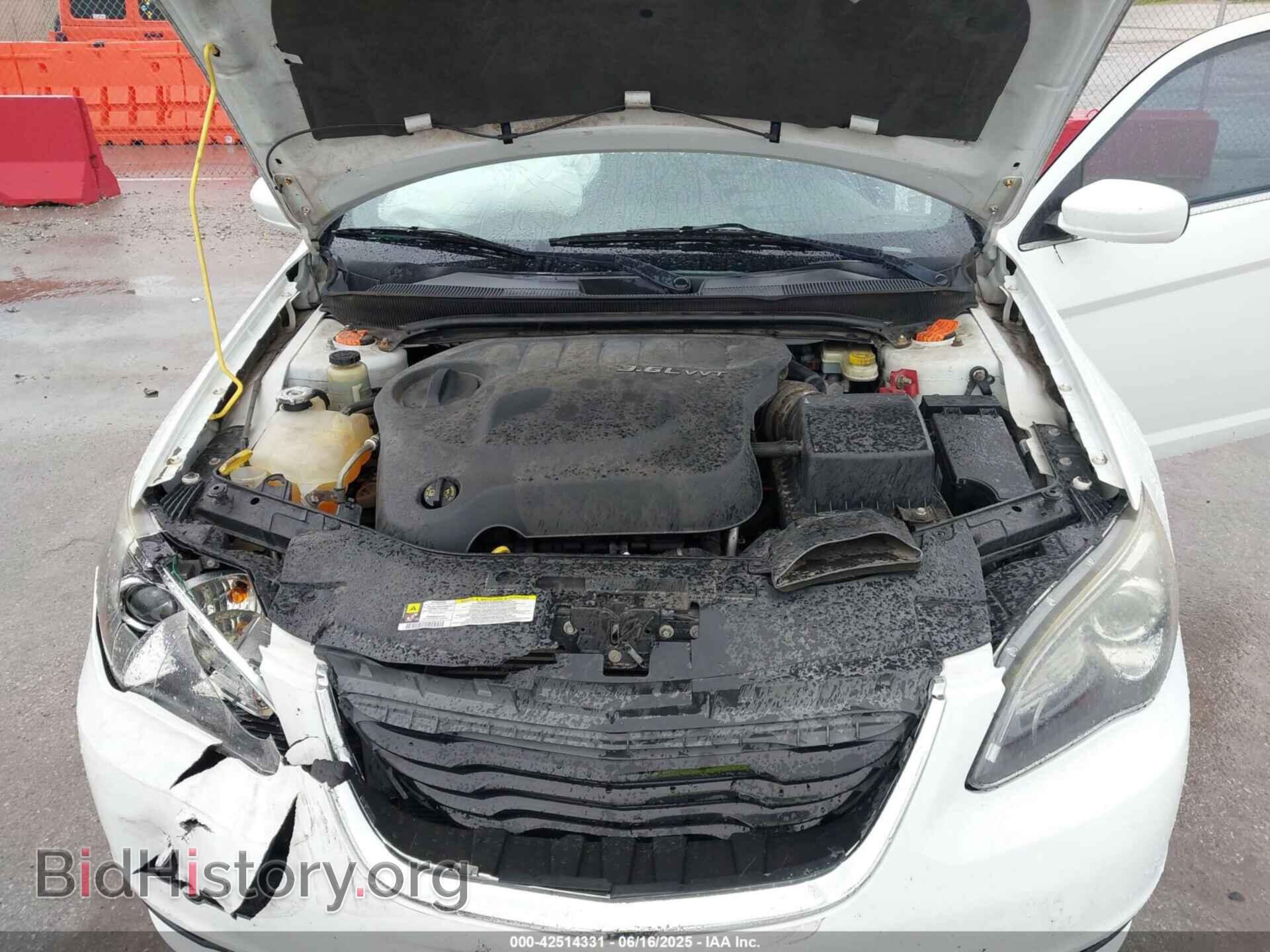 2012 CHRYSLER 200 - VIN: 1C3CCBBG9CN249757 - Фото 10