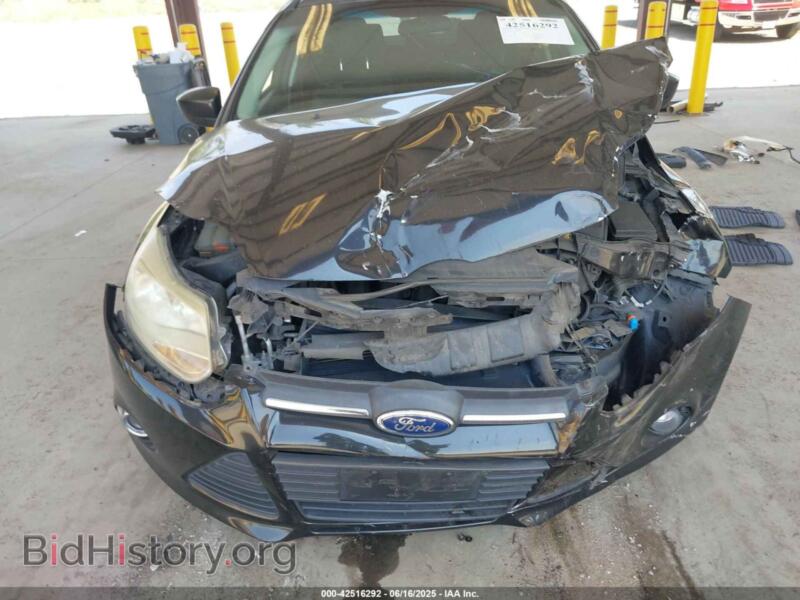 2012 Ford FOCUS (VIN 1FAHP3F22CL155747) — photo 6 of 17