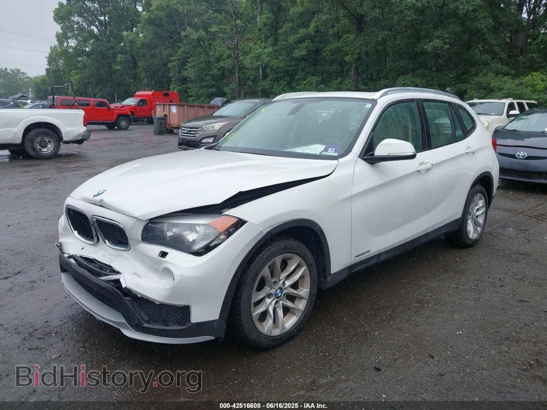 2015 BMW X1 - VIN: WBAVL1C55FVY31402 - Фото 2
