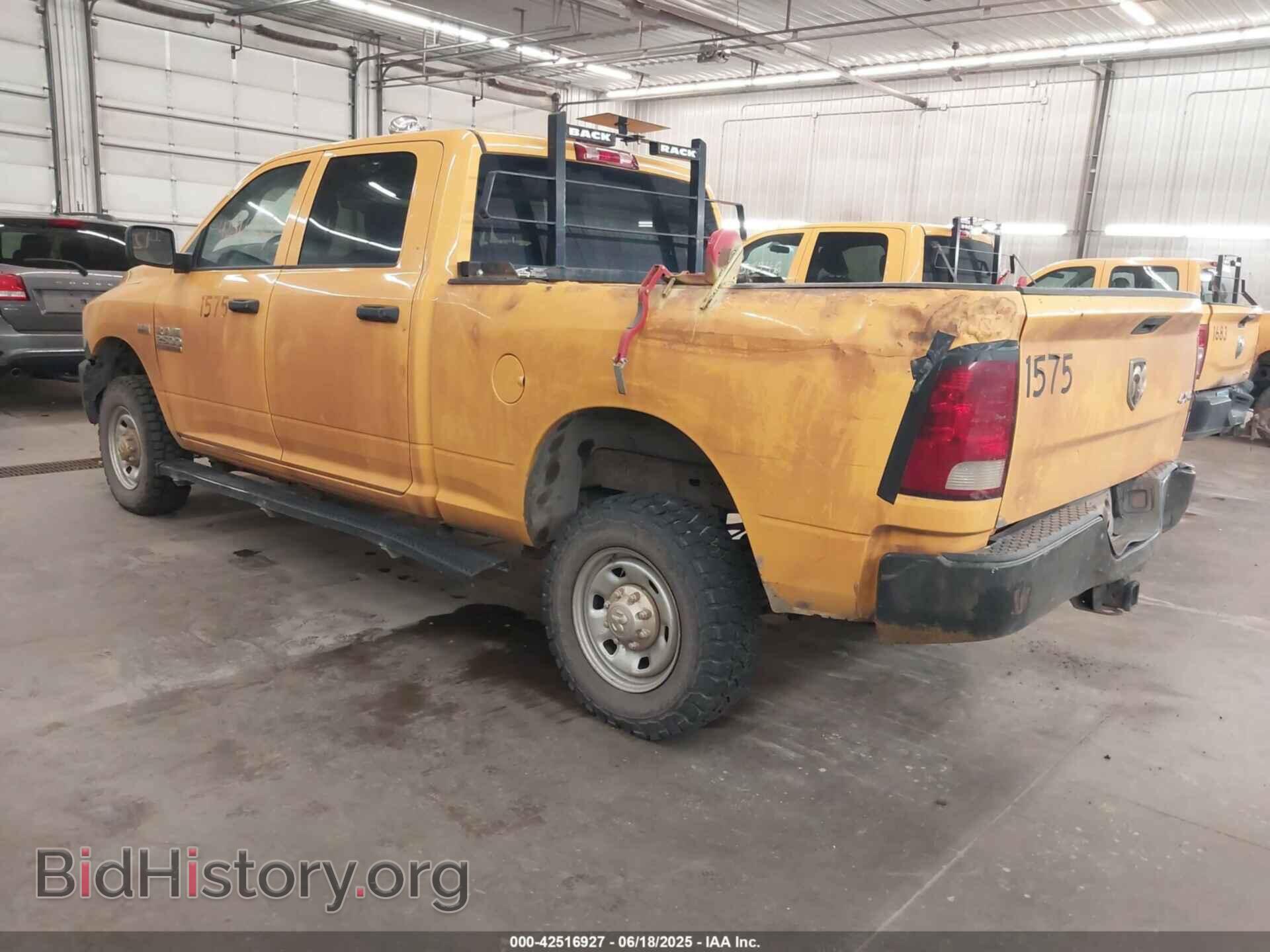 2017 RAM 2500 - VIN: 3C6TR5CT0HG711590 - Фото 3