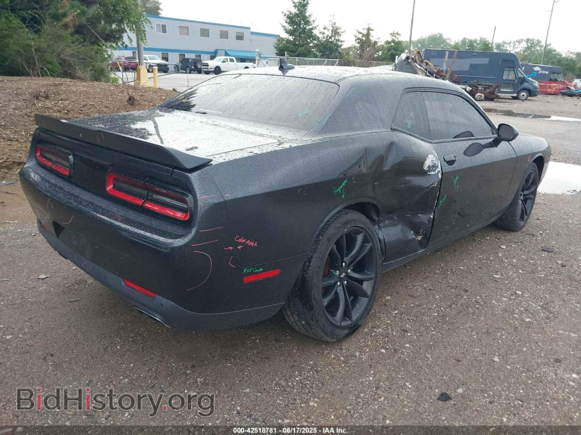 2018 DODGE CHALLENGER - VIN: 2C3CDZAG5JH116586 - Фото 4