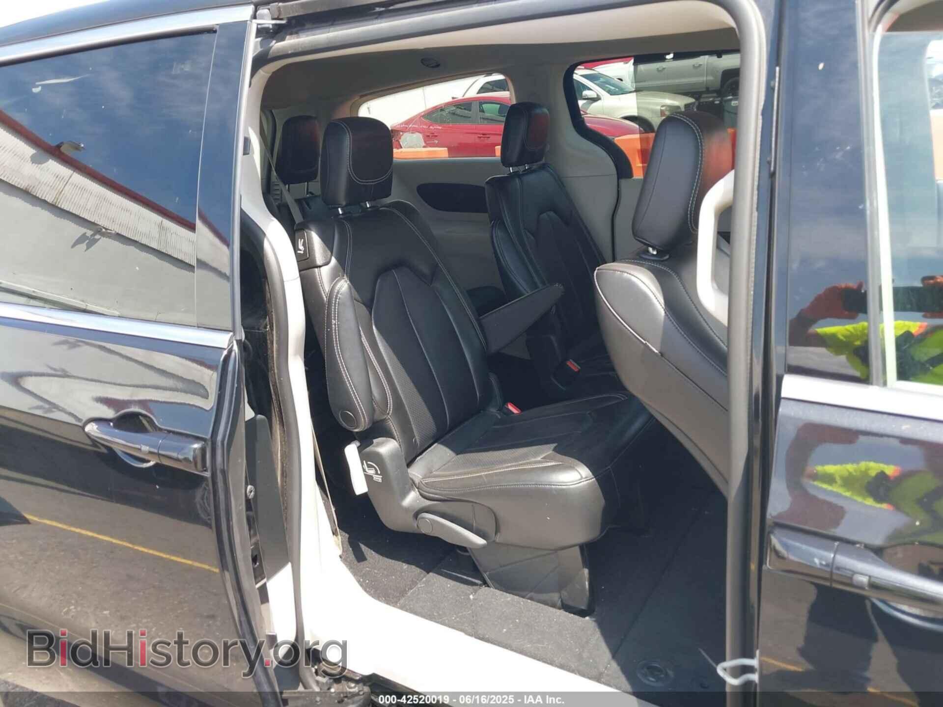 2023 CHRYSLER PACIFICA - VIN: 2C4RC1BG8PR627642 - Фото 8