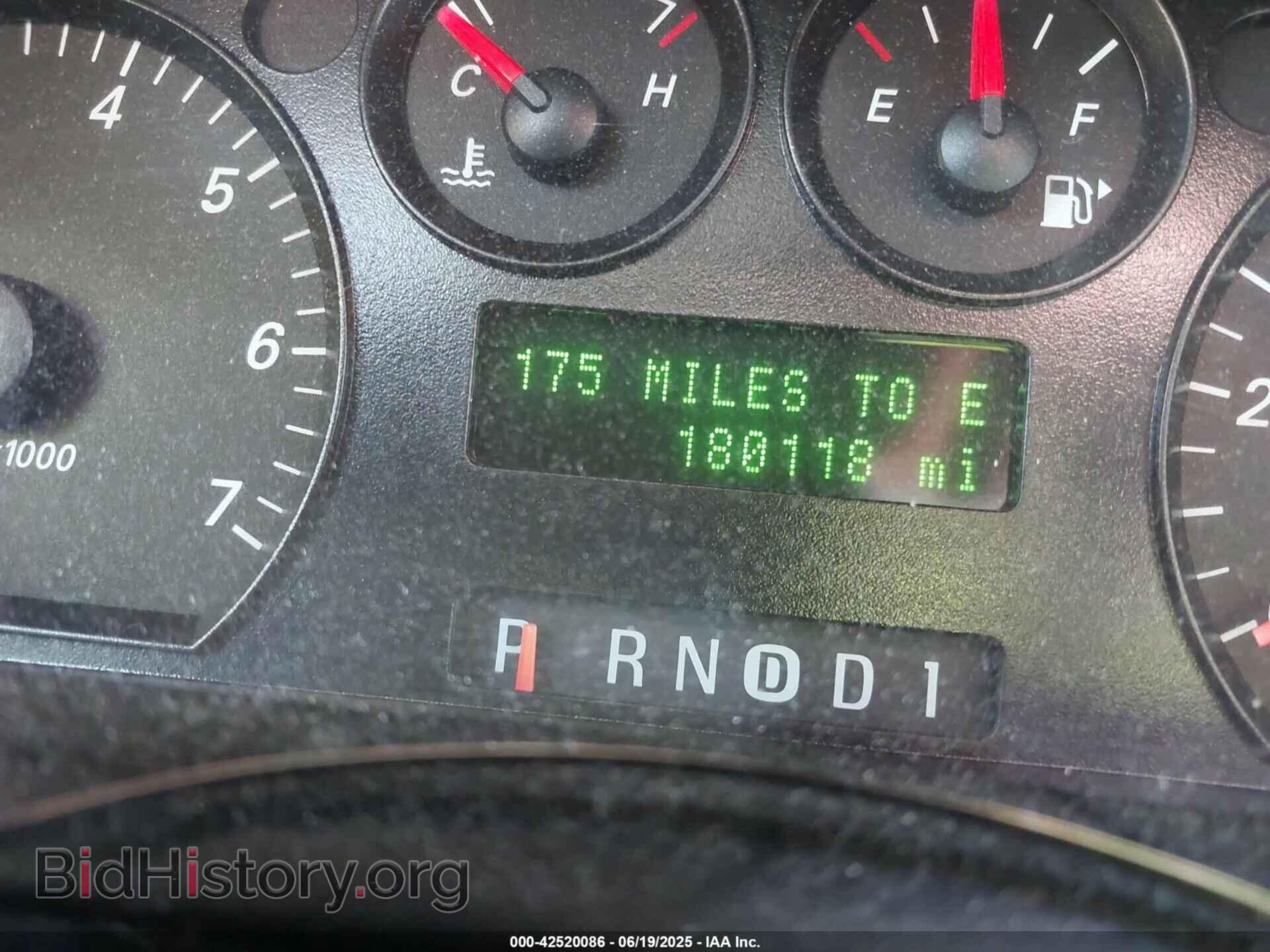 2006 FORD TAURUS - VIN: 1FAFP53226A252857 - Фото 7