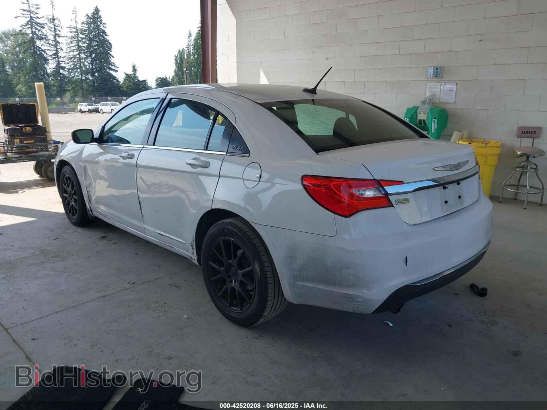 2013 CHRYSLER 200 - VIN: 1C3CCBAG0DN599796 - Фото 3