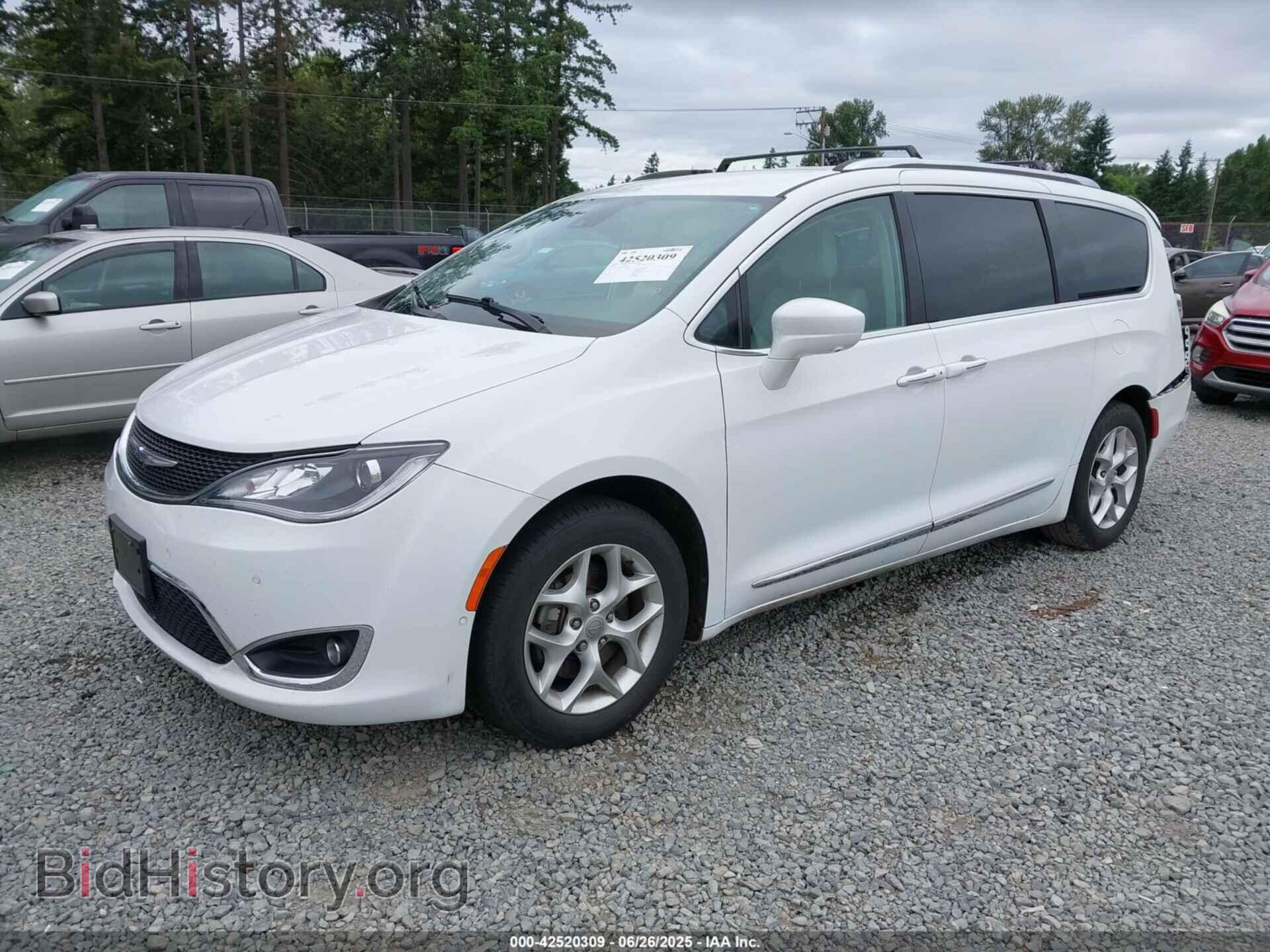 2018 CHRYSLER PACIFICA - VIN: 2C4RC1BGXJR338043 - Photo 2