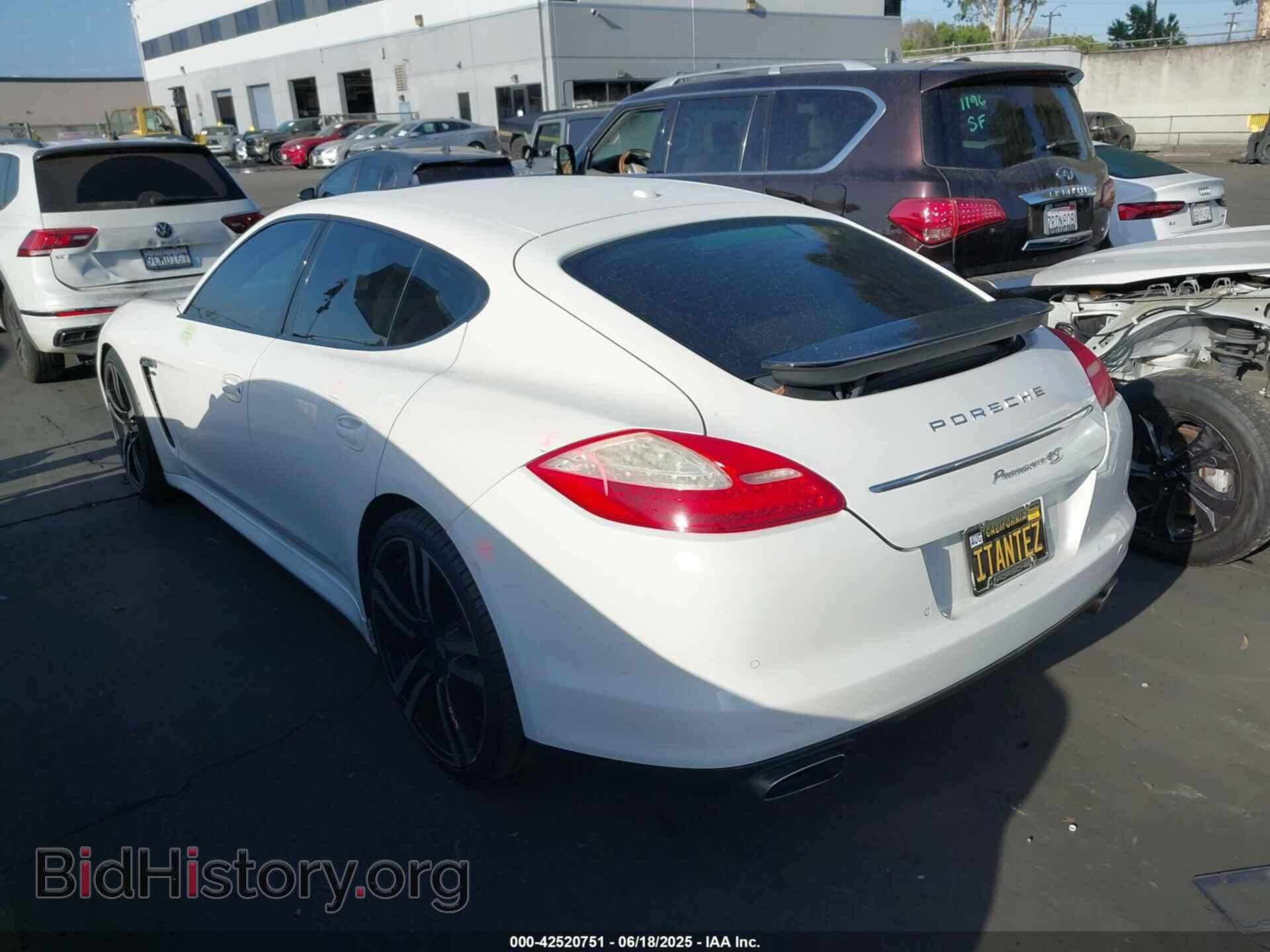 2011 PORSCHE PANAMERA - VIN: WP0AA2A72BL016484 - Фото 3