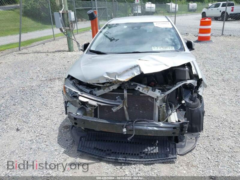 2019 Toyota COROLLA (VIN 5YFBURHE8KP904754) — photo 6 of 19