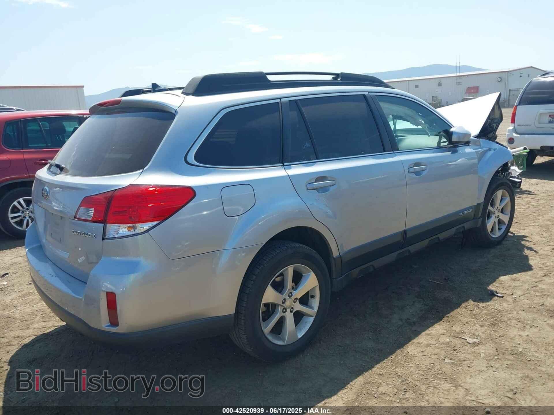 2014 SUBARU OUTBACK - VIN: 4S4BRBLC7E3302256 - Фото 4