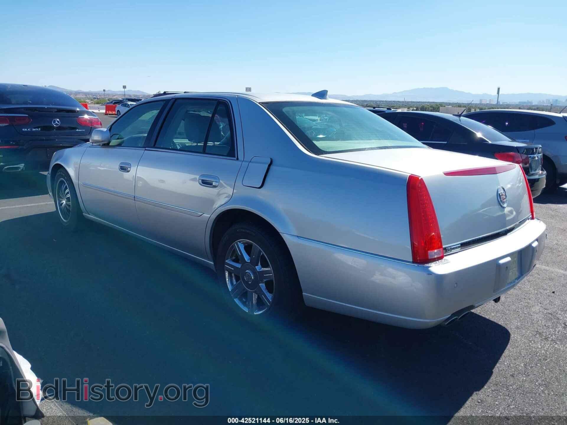 2011 CADILLAC DTS - VIN: 1G6KH5E62BU117329 - Фото 3