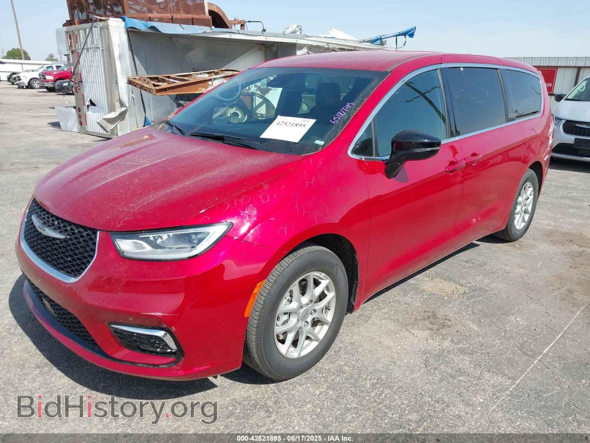2025 CHRYSLER PACIFICA - VIN: 2C4RC1BG0SR512414 - Фото 2