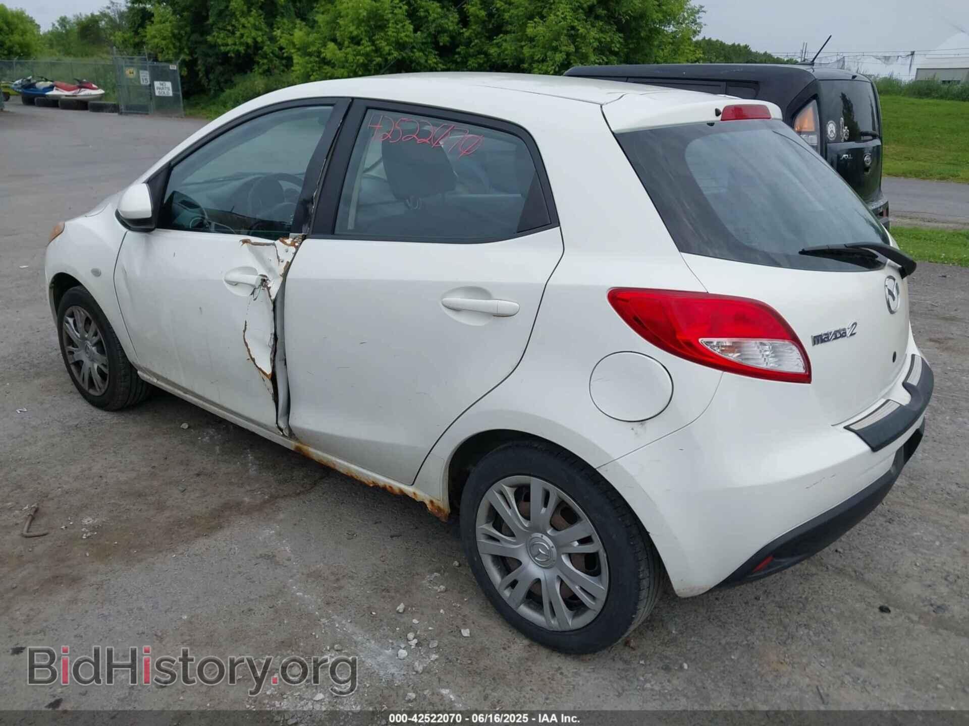 2014 MAZDA MAZDA2 - VIN: JM1DE1KZ9E0179912 - Фото 3