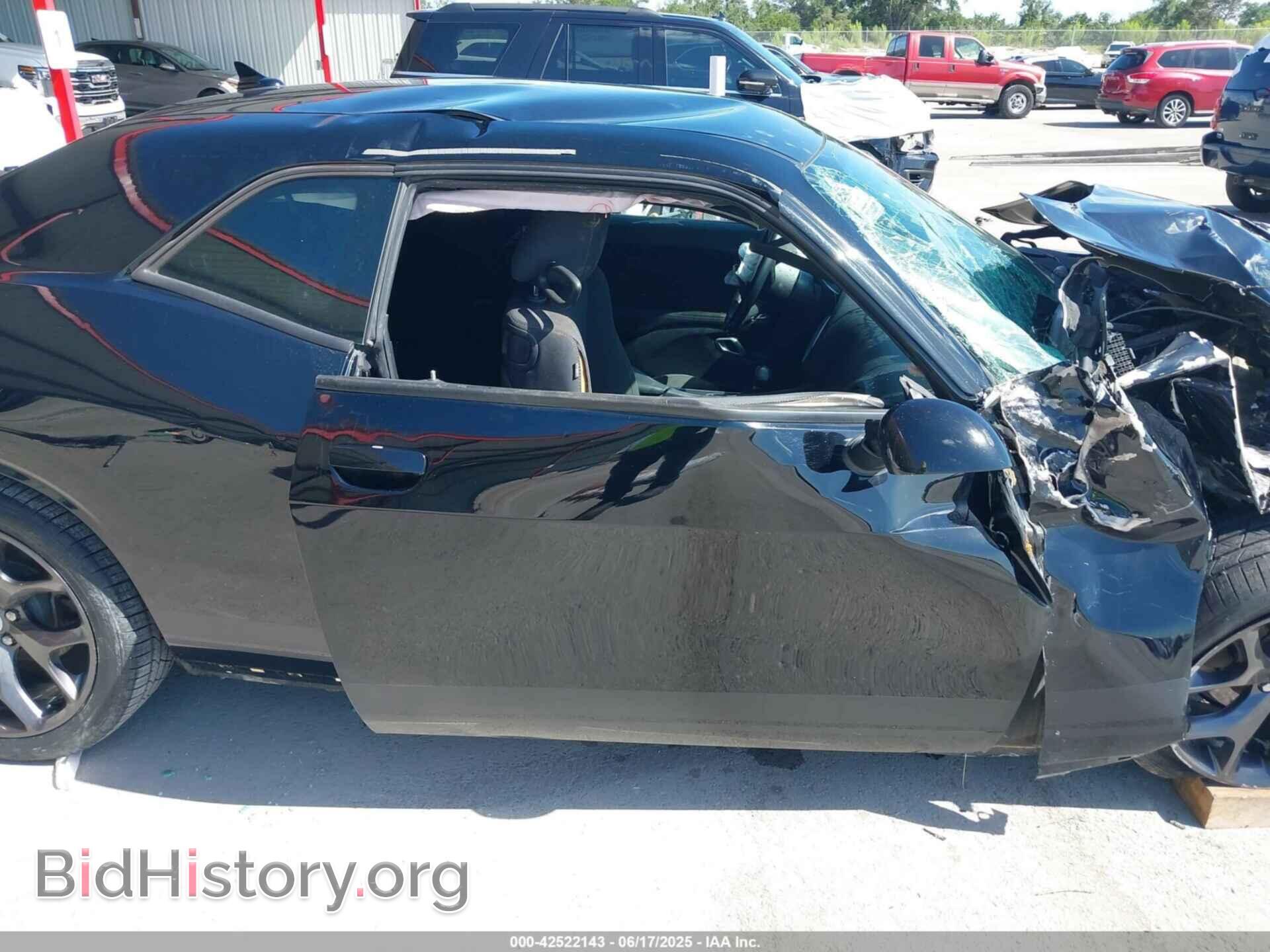 2017 DODGE CHALLENGER - VIN: 2C3CDZAG7HH666060 - Фото 13