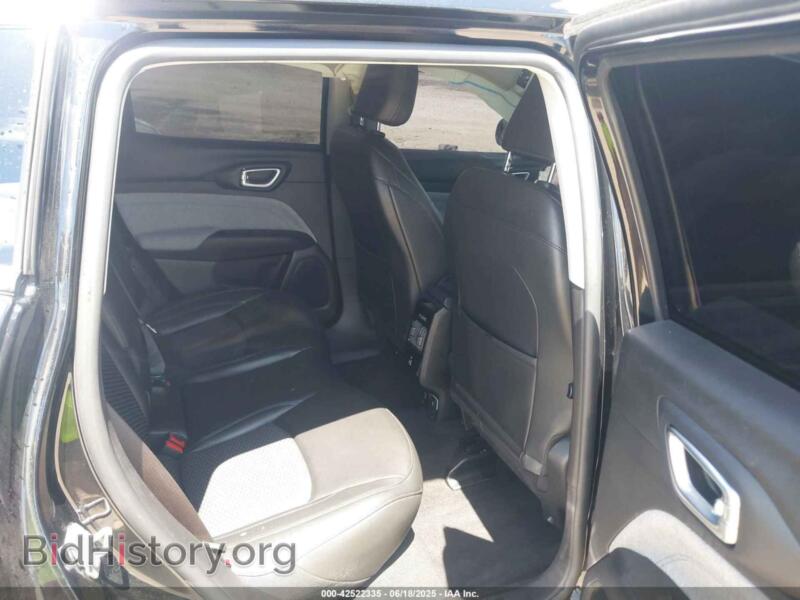 2022 Jeep COMPASS (VIN 3C4NJDBB3NT140305) — photo 8 of 16