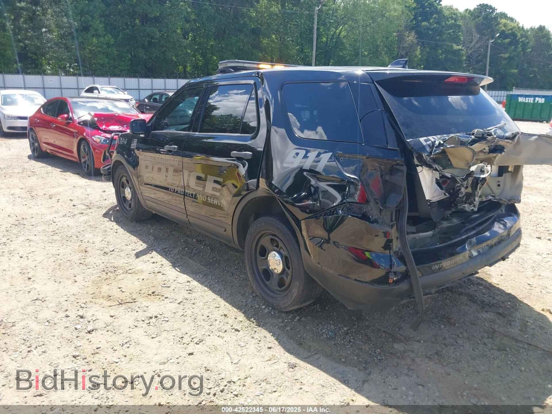 2017 FORD POLICE INTERCEPTOR - VIN: 1FM5K8AR5HGD66773 - Photo 3