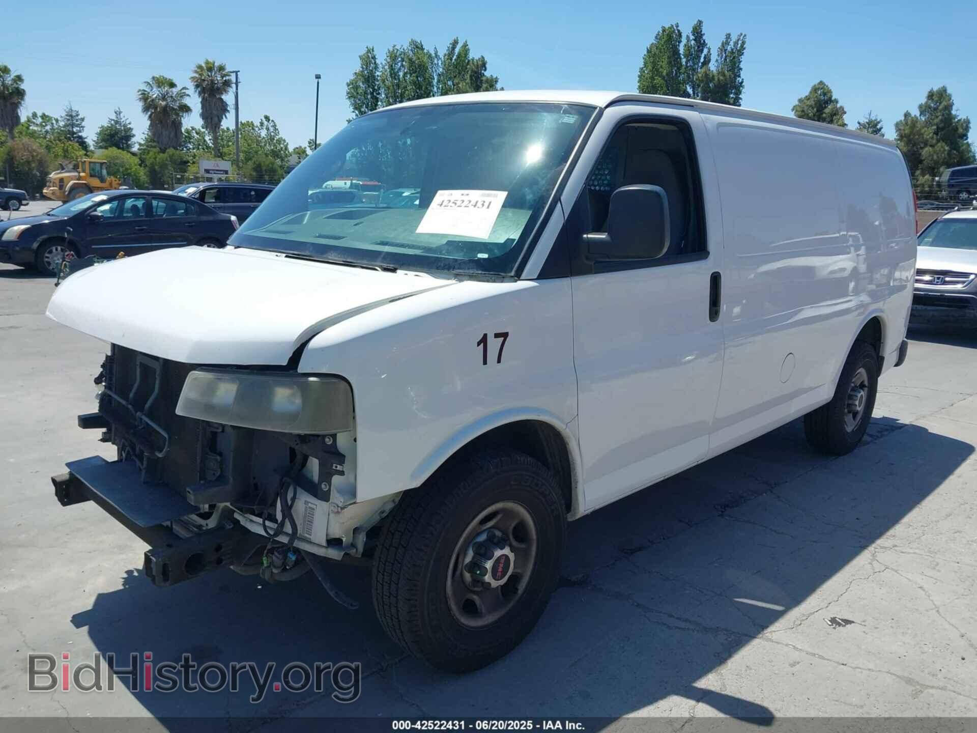 2014 GMC SAVANA 2500 - VIN: 1GTW7FCA5E1910659 - Фото 2