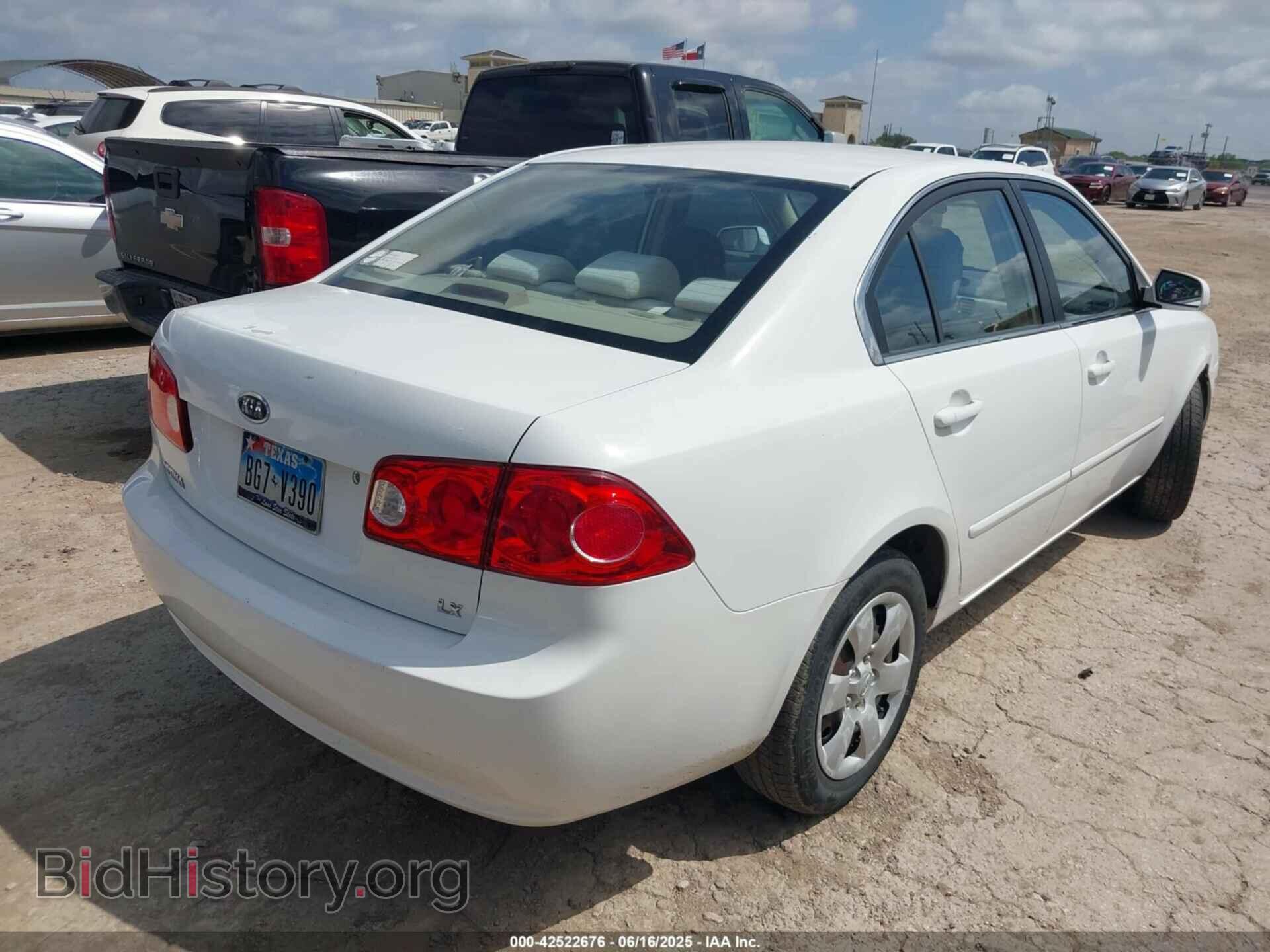 2008 KIA OPTIMA - VIN: KNAGE123085193808 - Фото 4