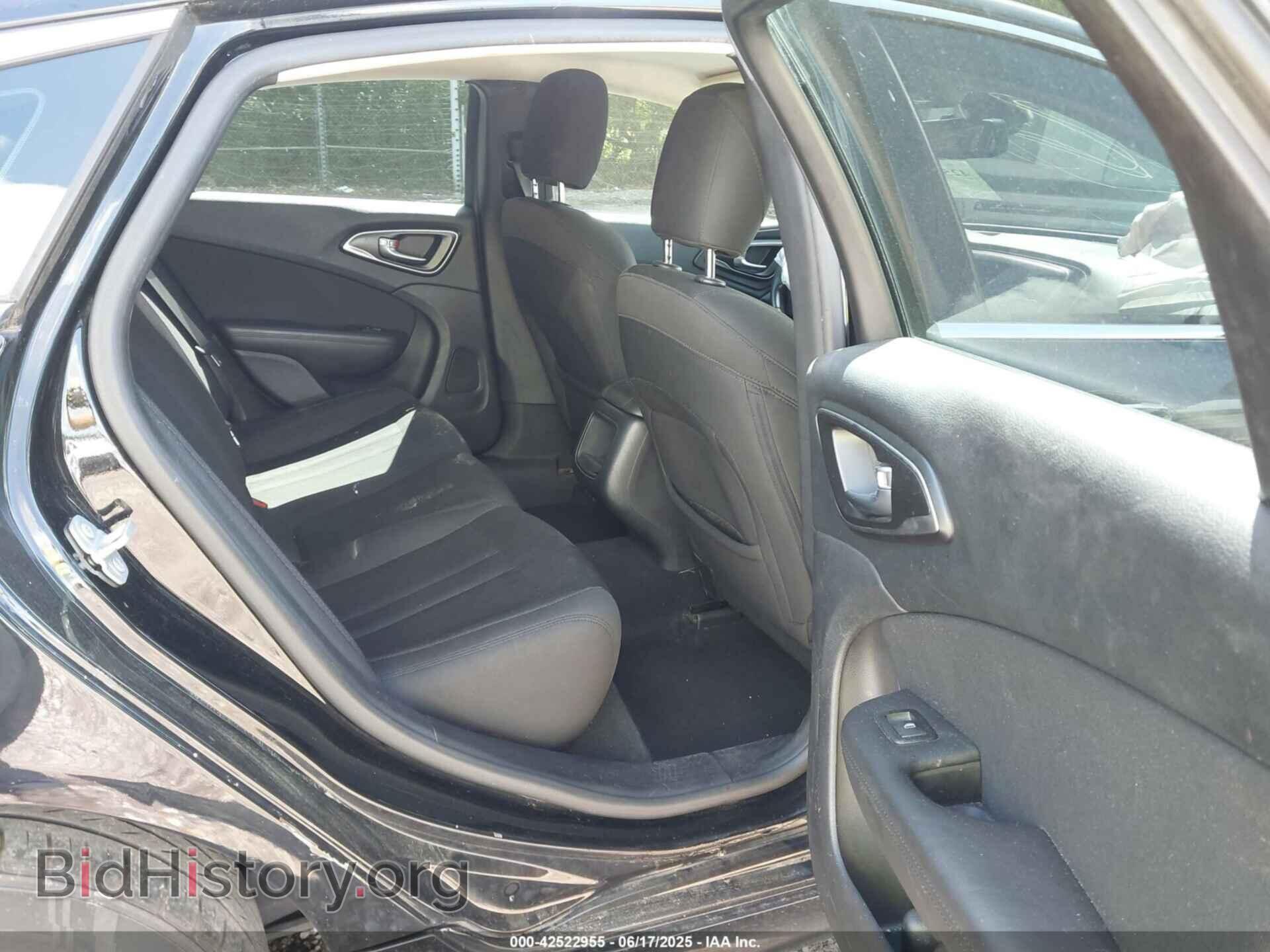 2016 CHRYSLER 200 - VIN: 1C3CCCFB1GN189046 - Фото 8