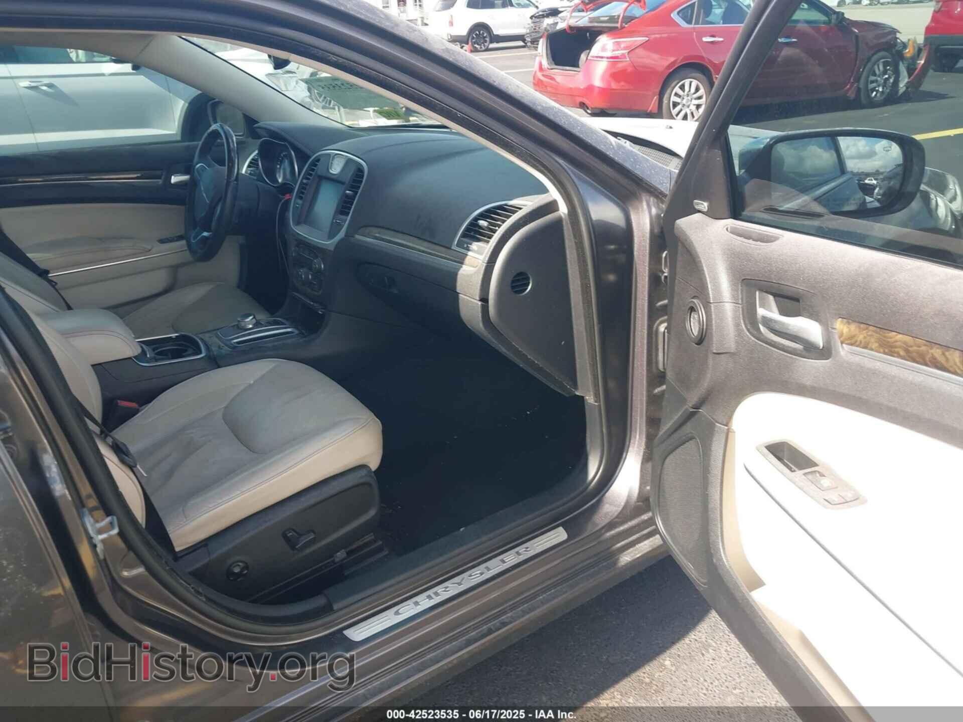 2016 CHRYSLER 300C - VIN: 2C3CCAEG7GH111137 - Photo 5