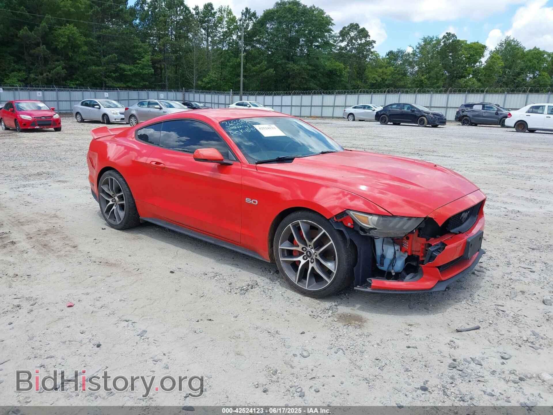 Photo 1FA6P8CF2F5368038 - FORD MUSTANG 2015