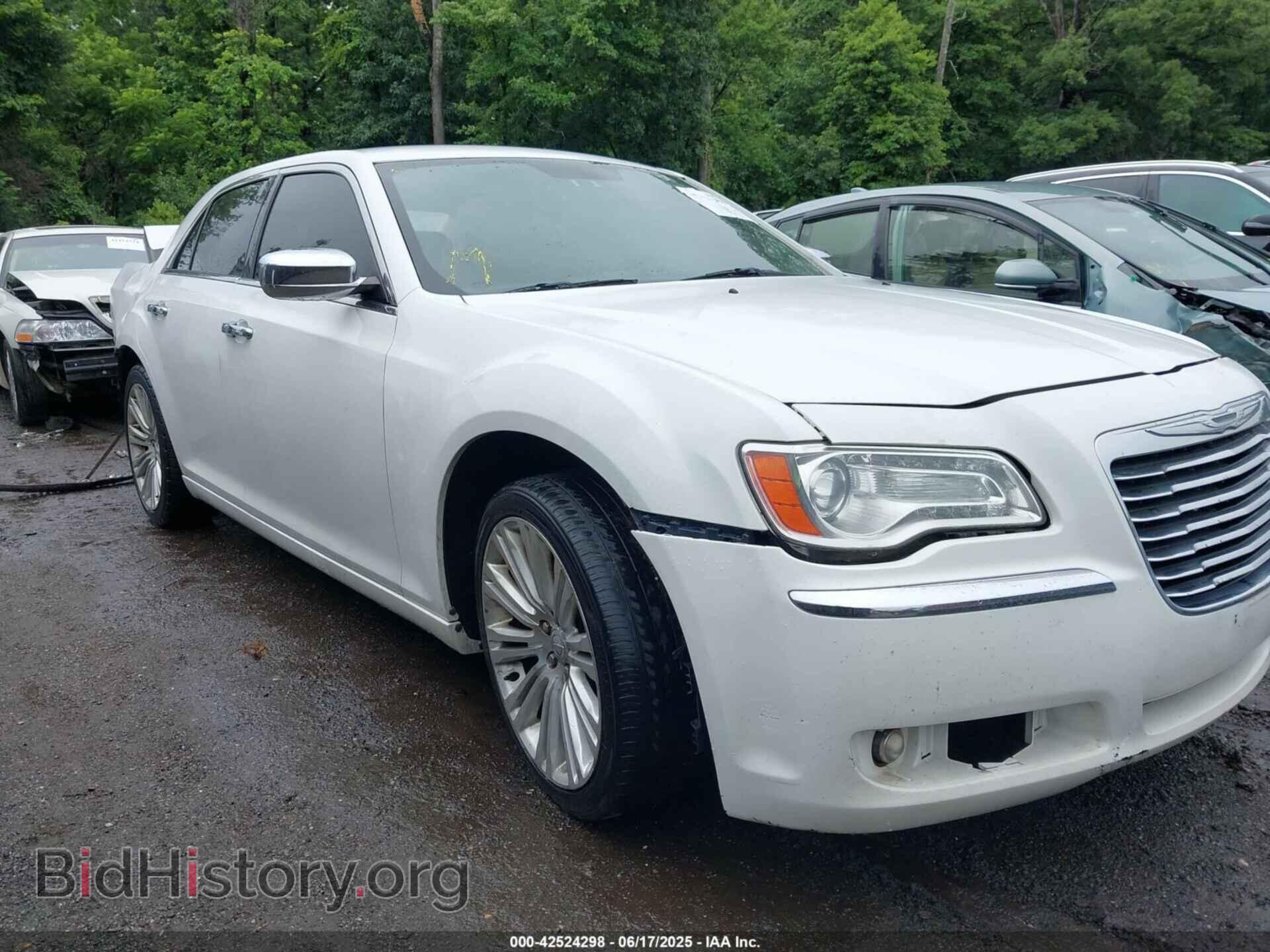 Photo 2C3CA5CG7BH564621 - CHRYSLER 300 2011