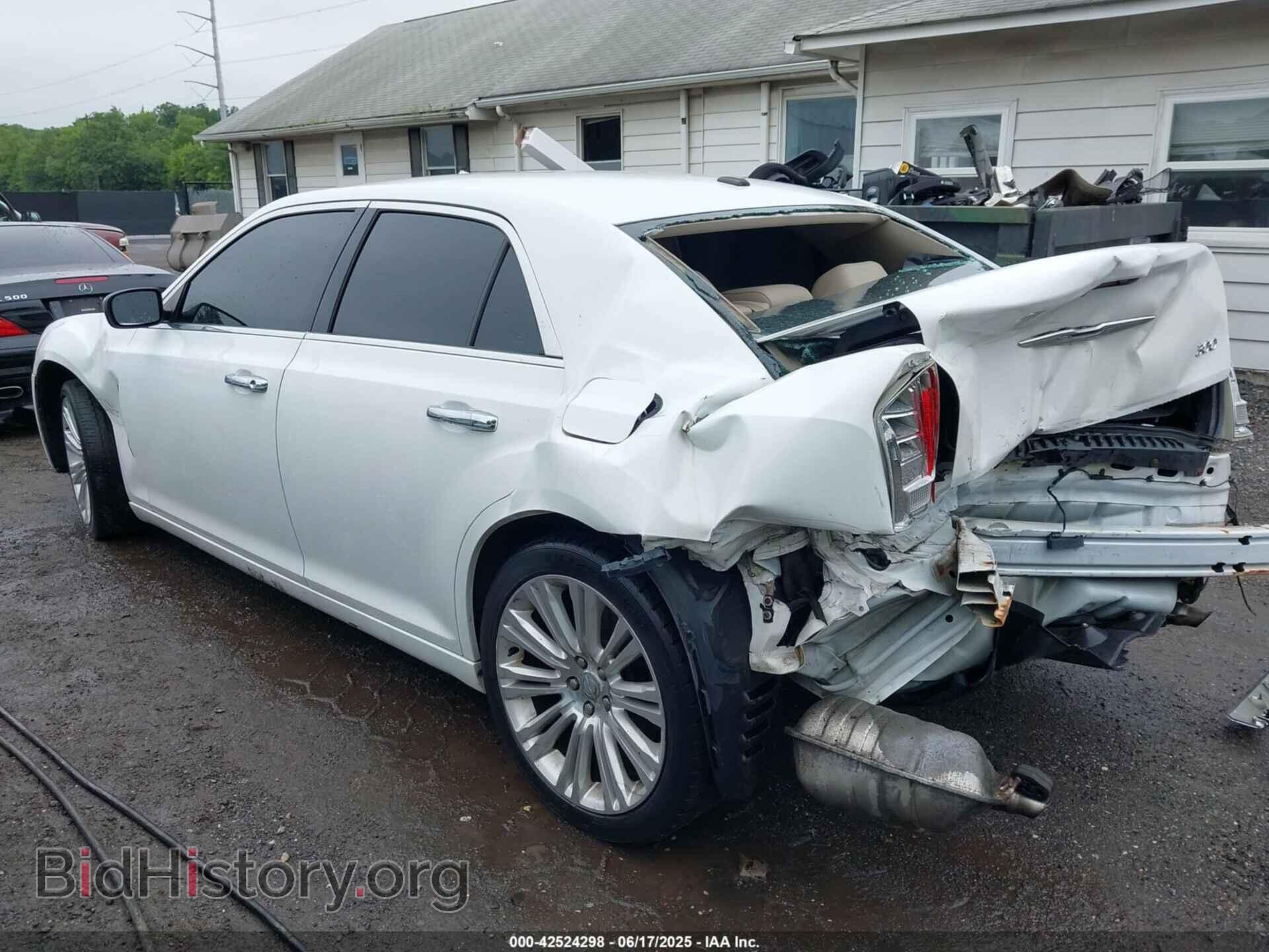 2011 CHRYSLER 300 - VIN: 2C3CA5CG7BH564621 - Фото 3