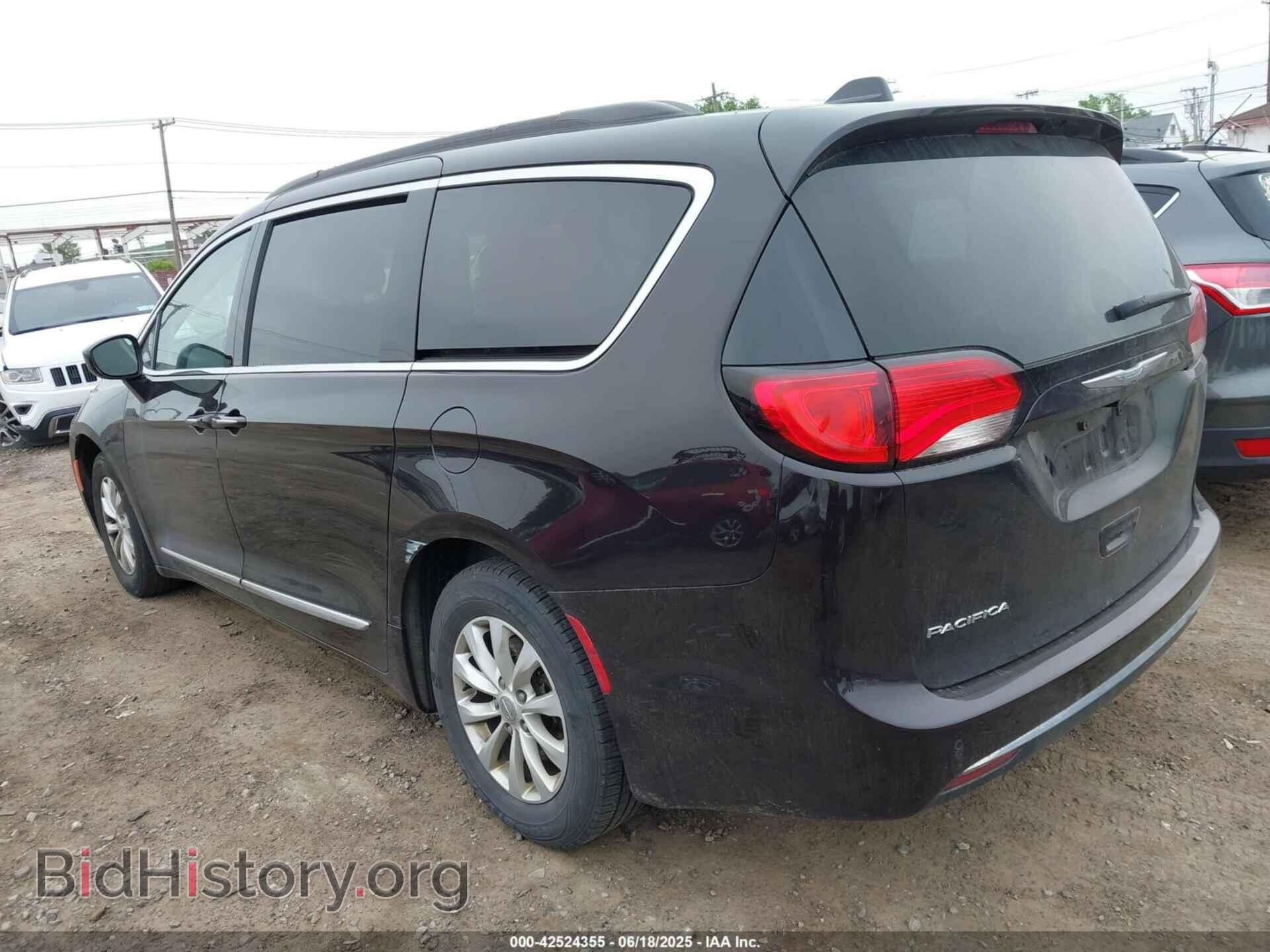 2017 CHRYSLER PACIFICA - VIN: 2C4RC1BG7HR764900 - Фото 3