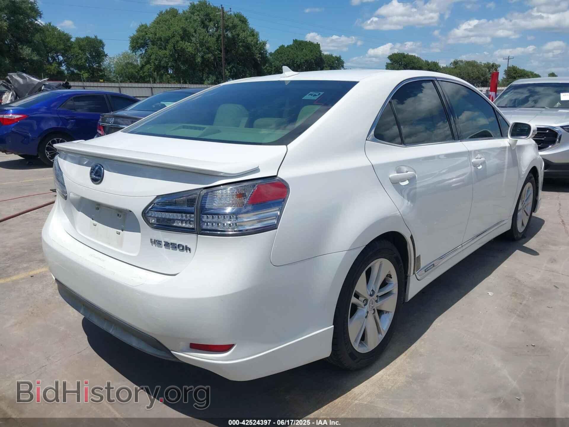 2011 LEXUS HS 250H - VIN: JTHBB1BA9B2046995 - Фото 4