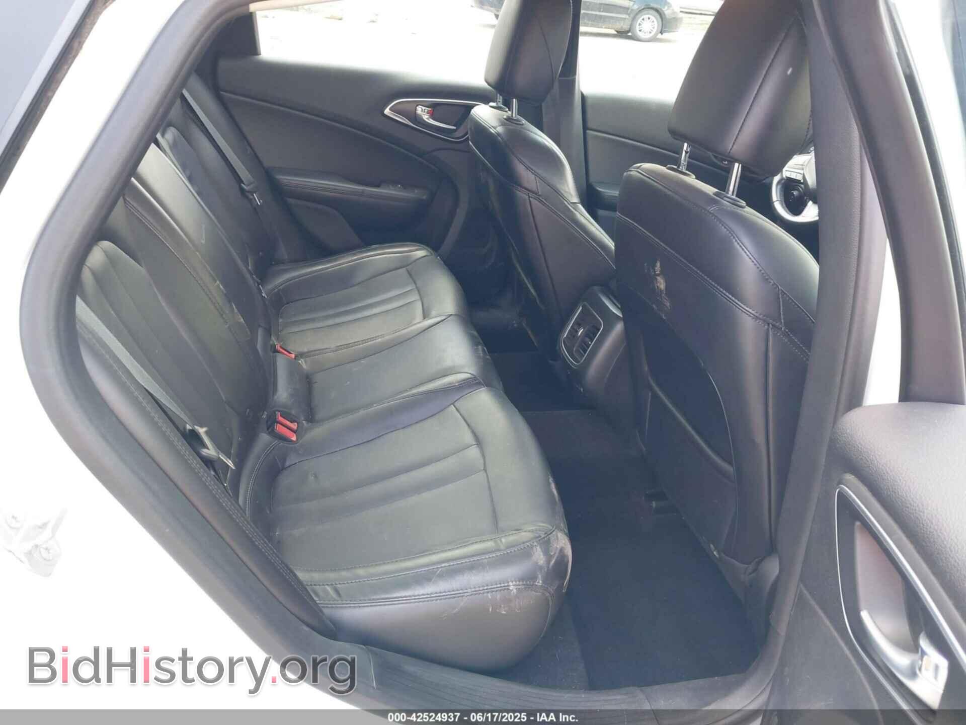 2015 CHRYSLER 200 - VIN: 1C3CCCCB0FN574729 - Фото 8