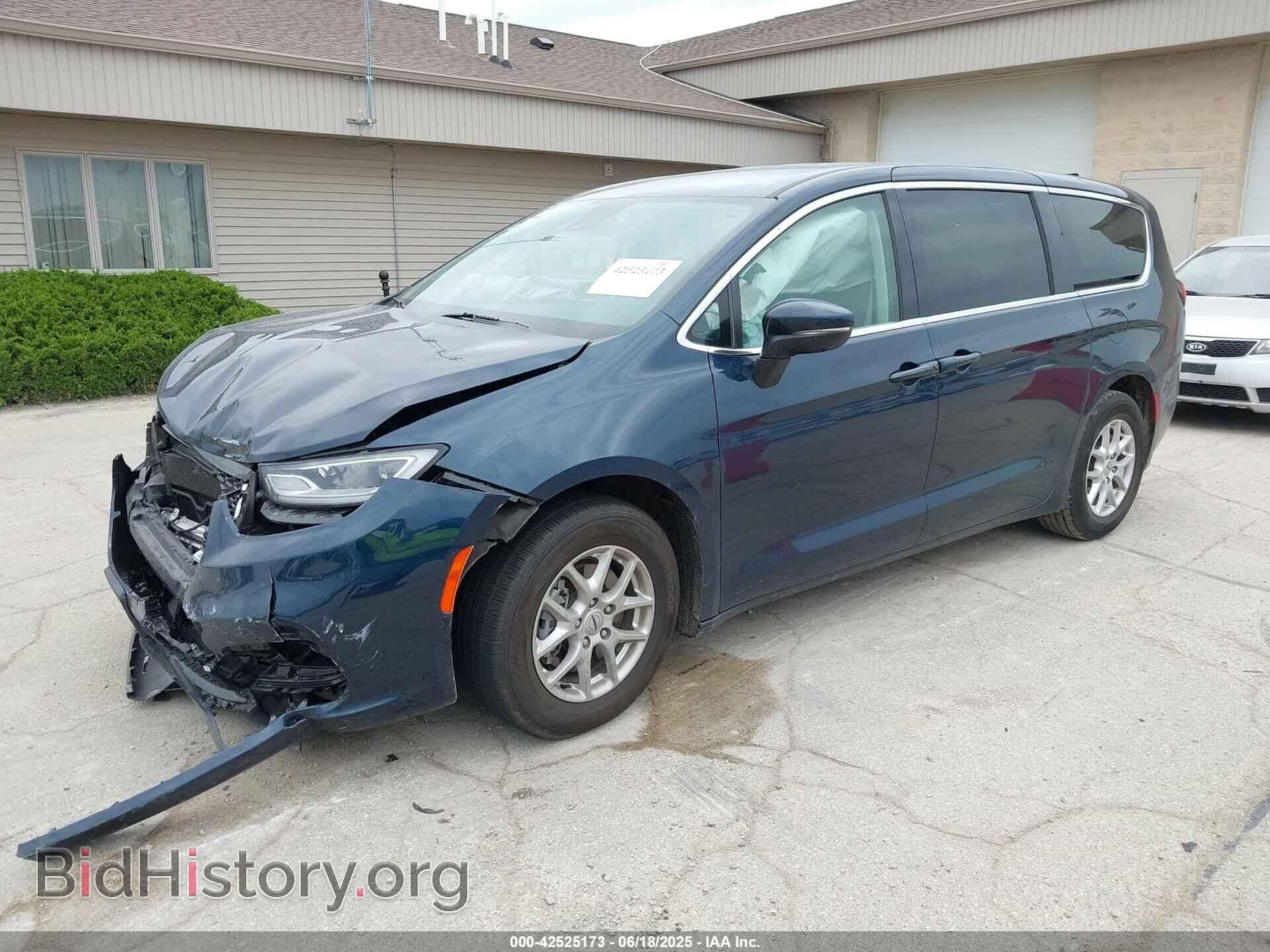 2023 CHRYSLER PACIFICA - VIN: 2C4RC1BG8PR526374 - Фото 2