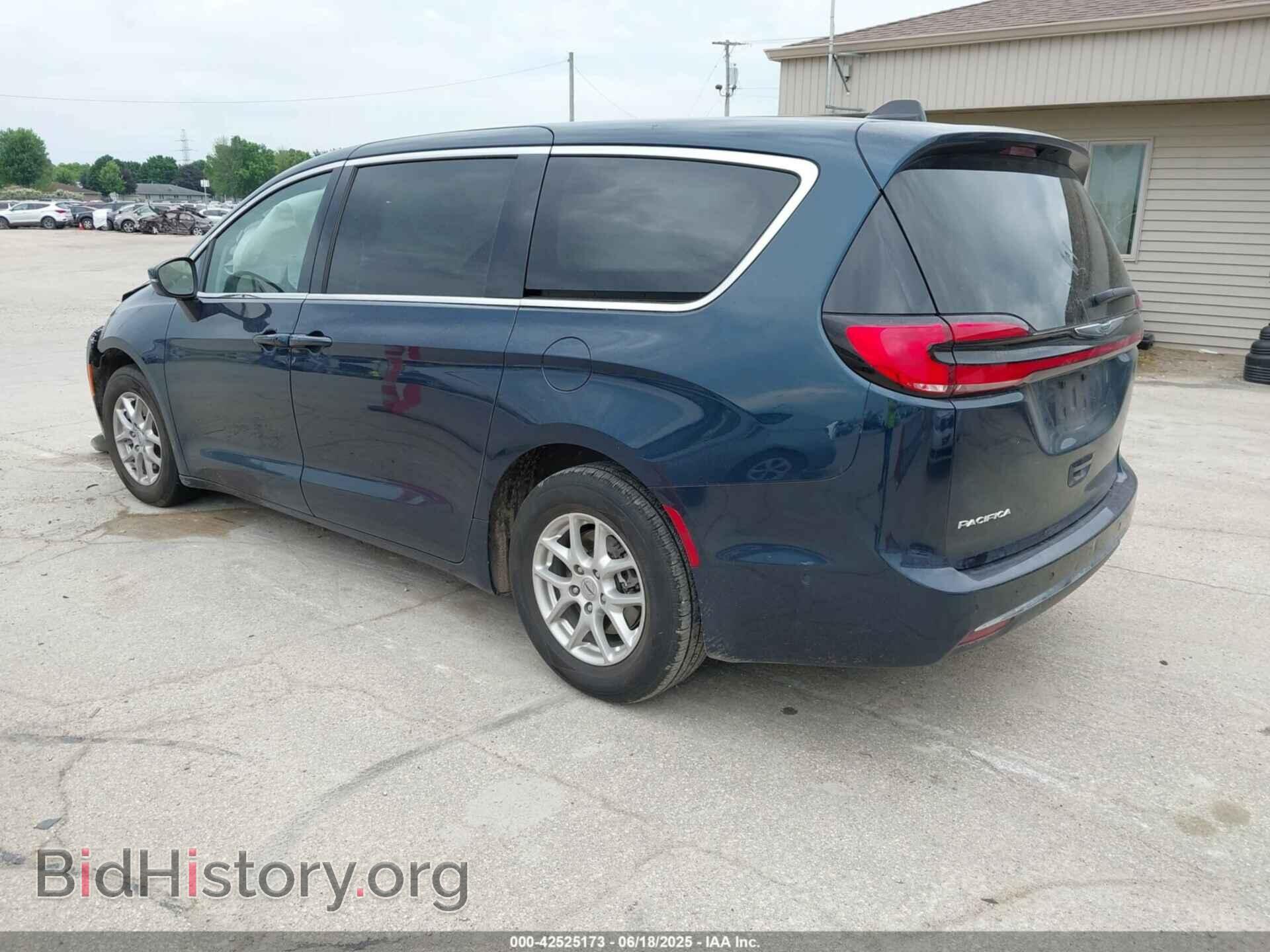 2023 CHRYSLER PACIFICA - VIN: 2C4RC1BG8PR526374 - Фото 3