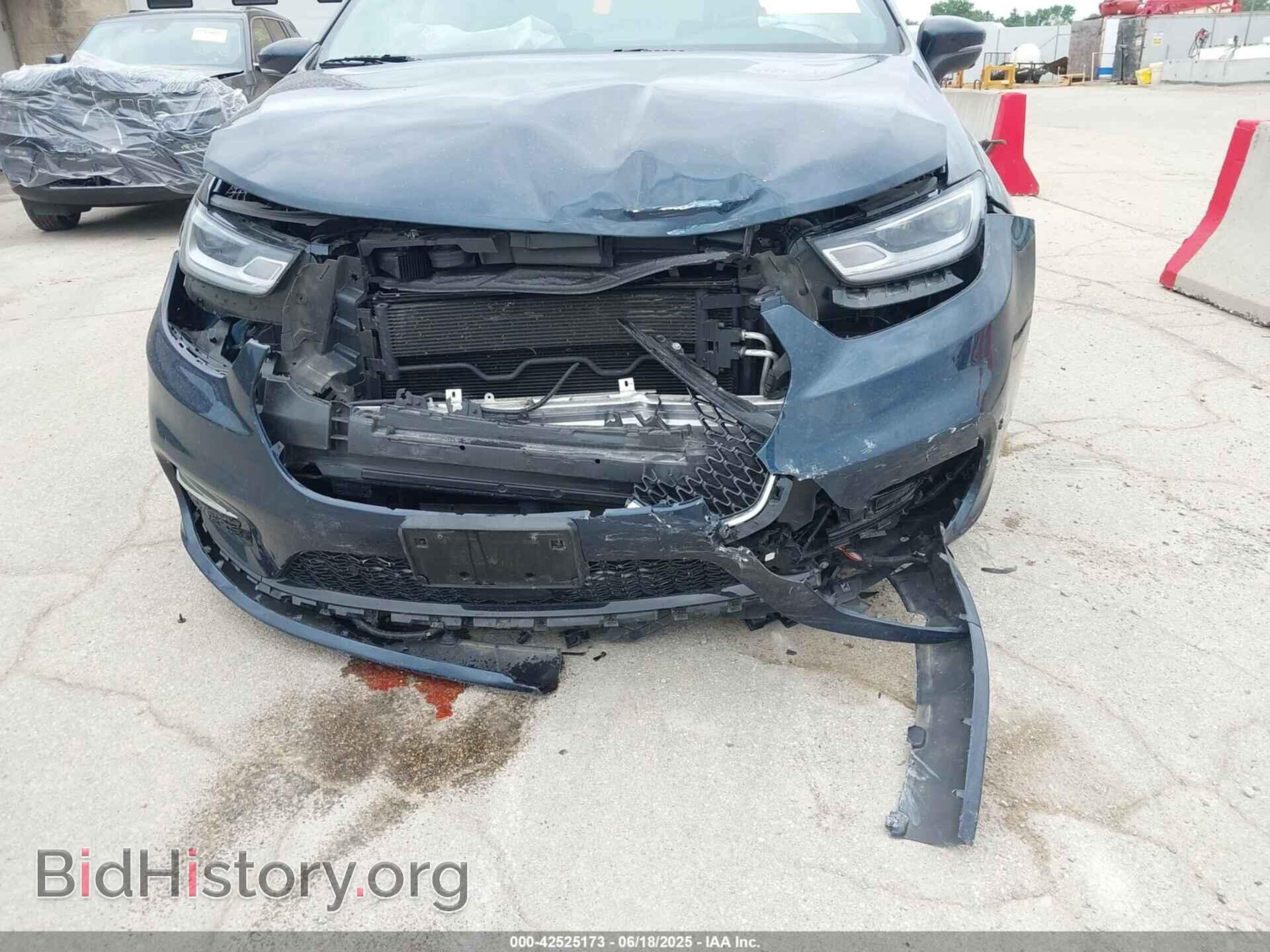 2023 CHRYSLER PACIFICA - VIN: 2C4RC1BG8PR526374 - Фото 6