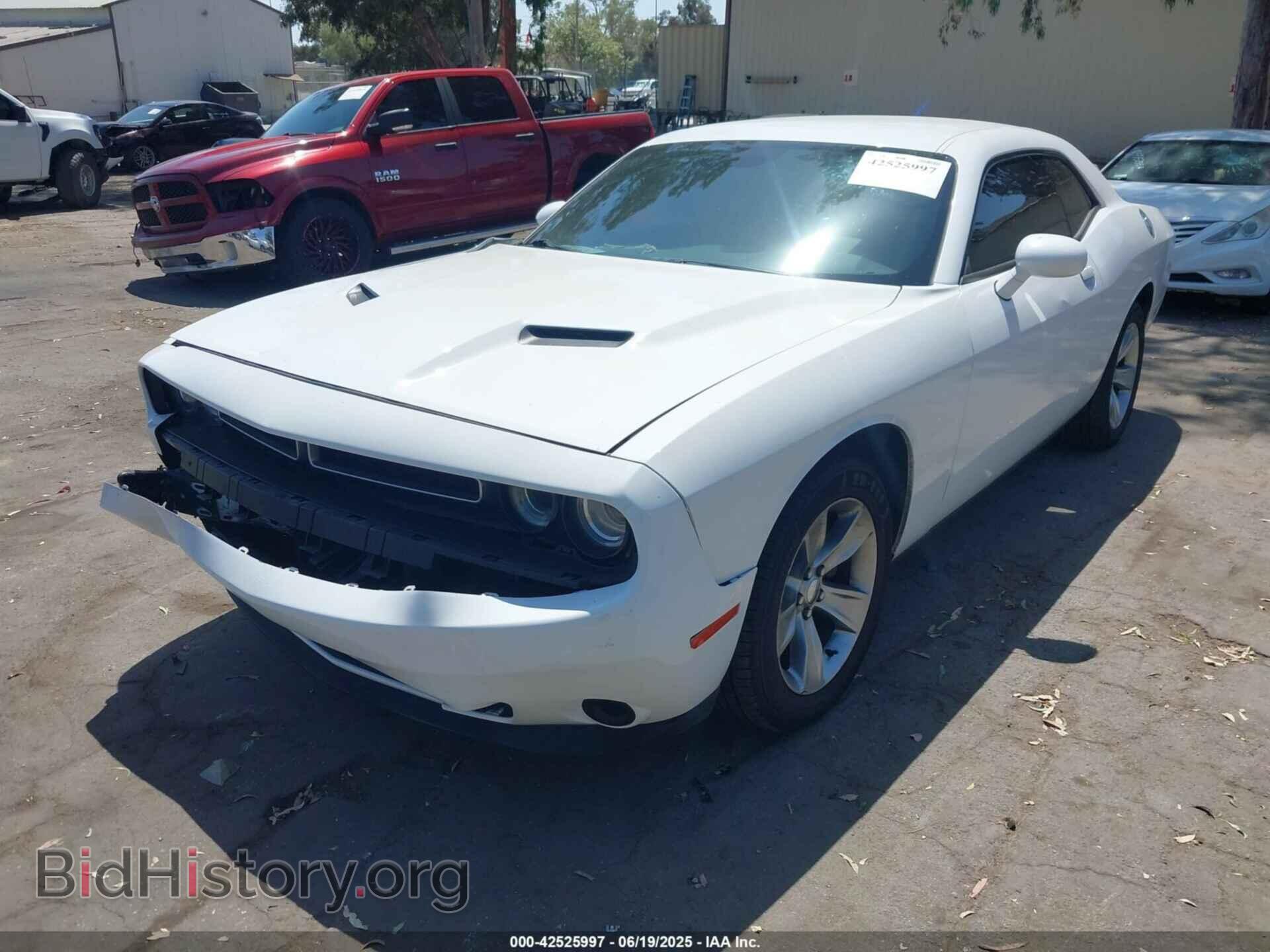 2017 DODGE CHALLENGER - VIN: 2C3CDZAG3HH578123 - Фото 2